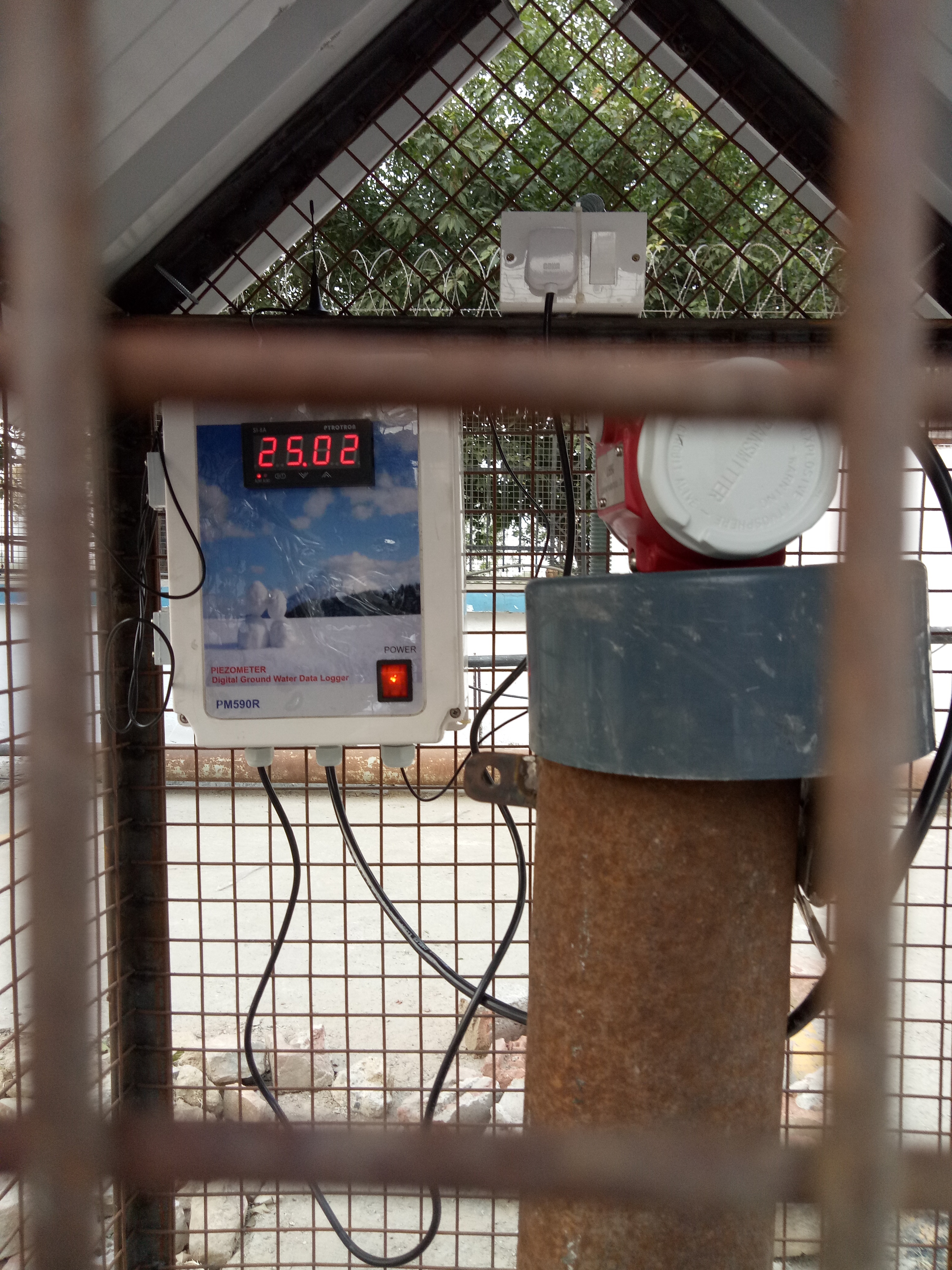 Piezometer Pm590gr - Automation Grade: Yes