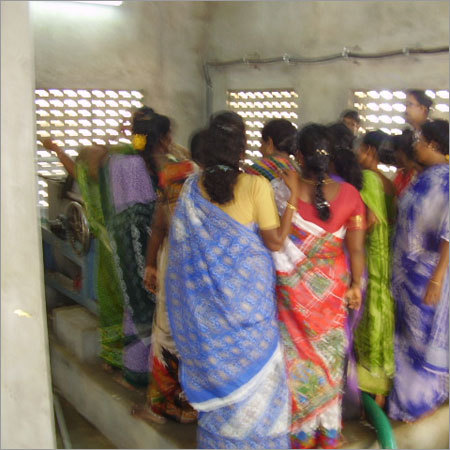 हमारे निर्माण इकाइयाँ