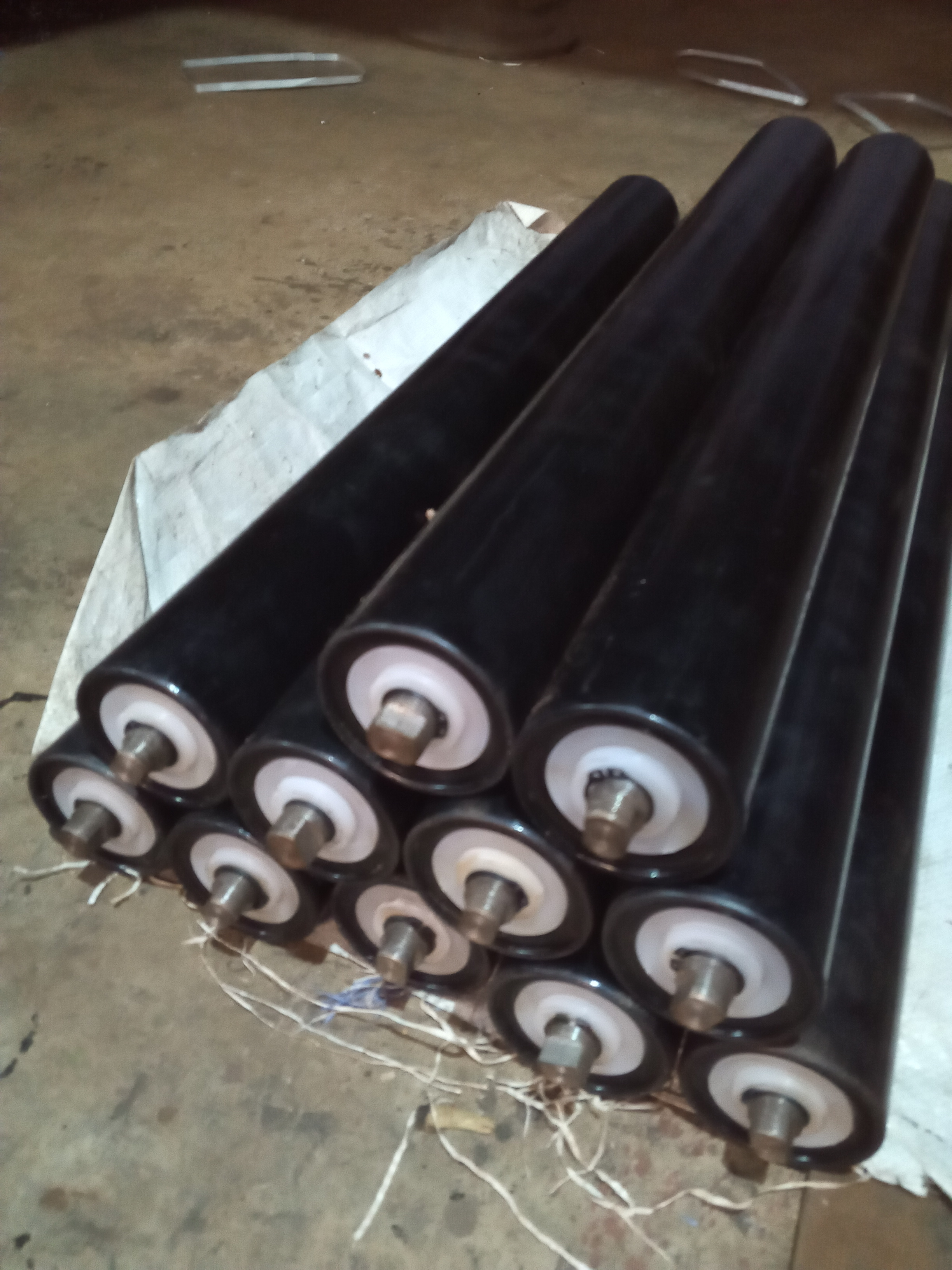 Return Idler Rollers - Color: Black