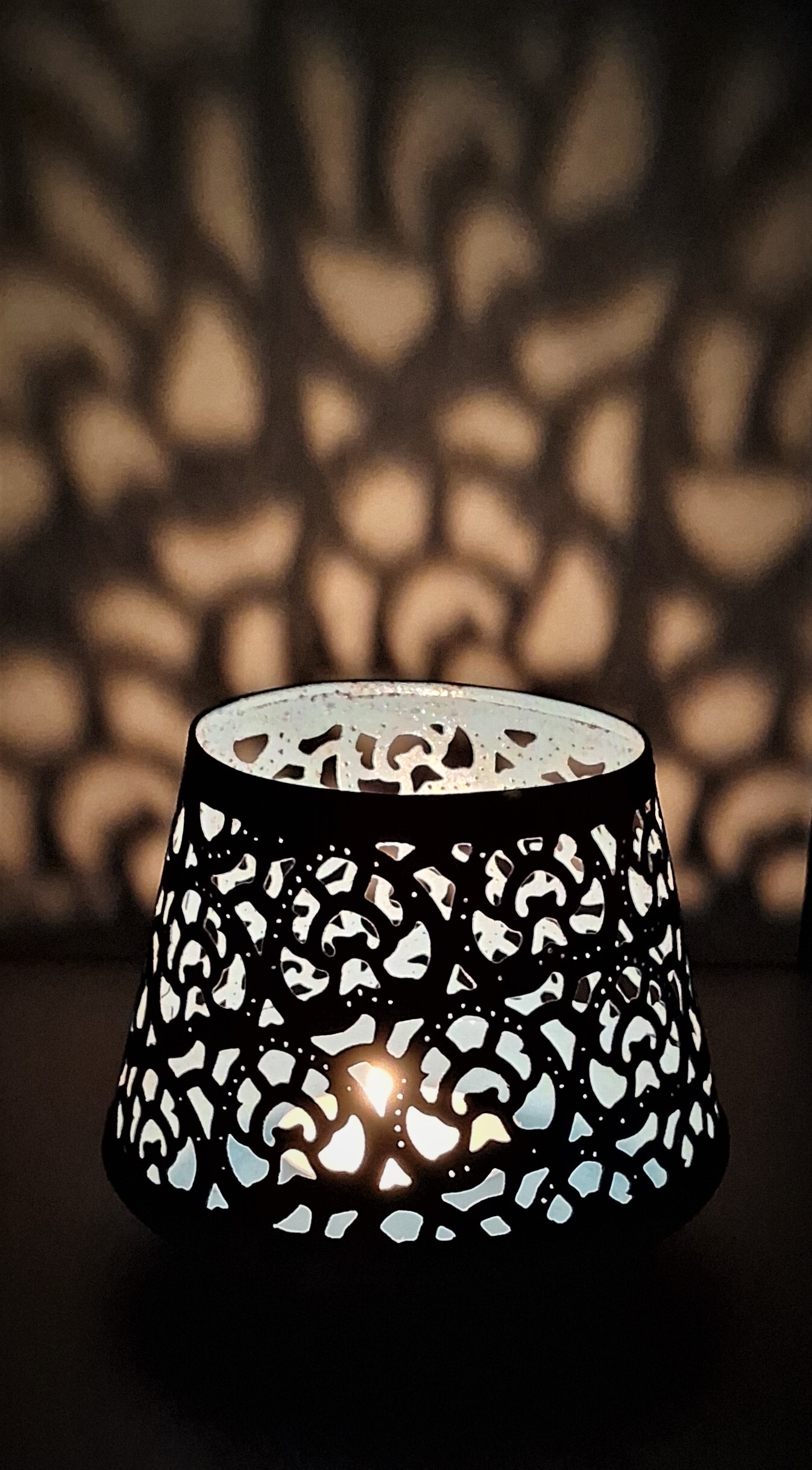 Candle Votive - Iron Metal 9x9x9 Cm | Handmade Decorative Modern Arts Style Unique Finishing Ideal For Elegant Home Dã©cor