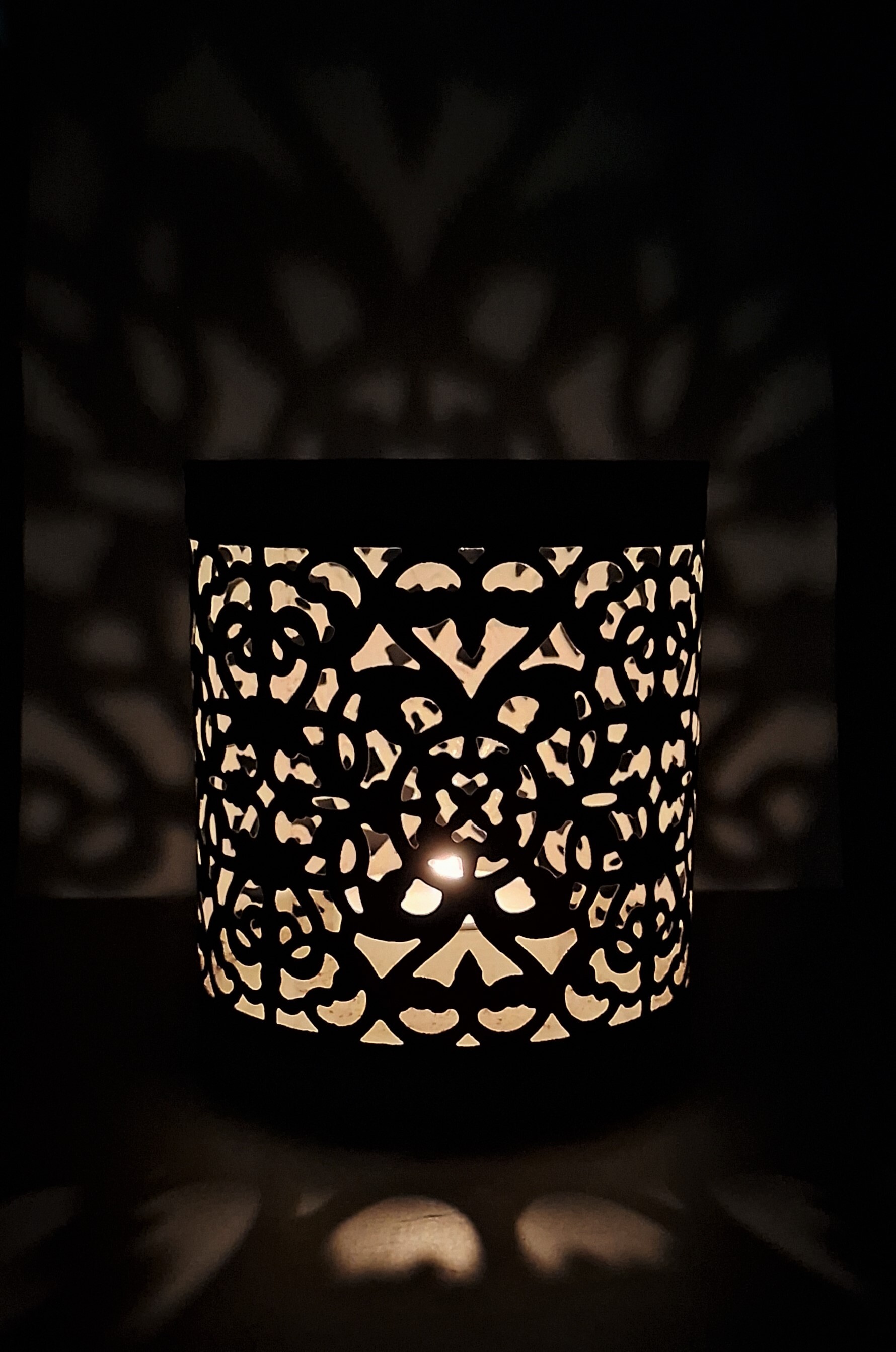 Candle Holder 1 - Metal Iron, Height 10cm, Diameter 9cm | Handmade Decorative Design, Modern Arts Style, Unique Finishing
