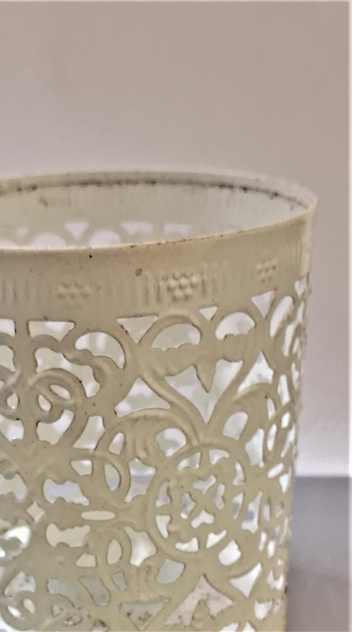 Candle Holder 1 - Metal Iron, Height 10cm, Diameter 9cm | Handmade Decorative Design, Modern Arts Style, Unique Finishing