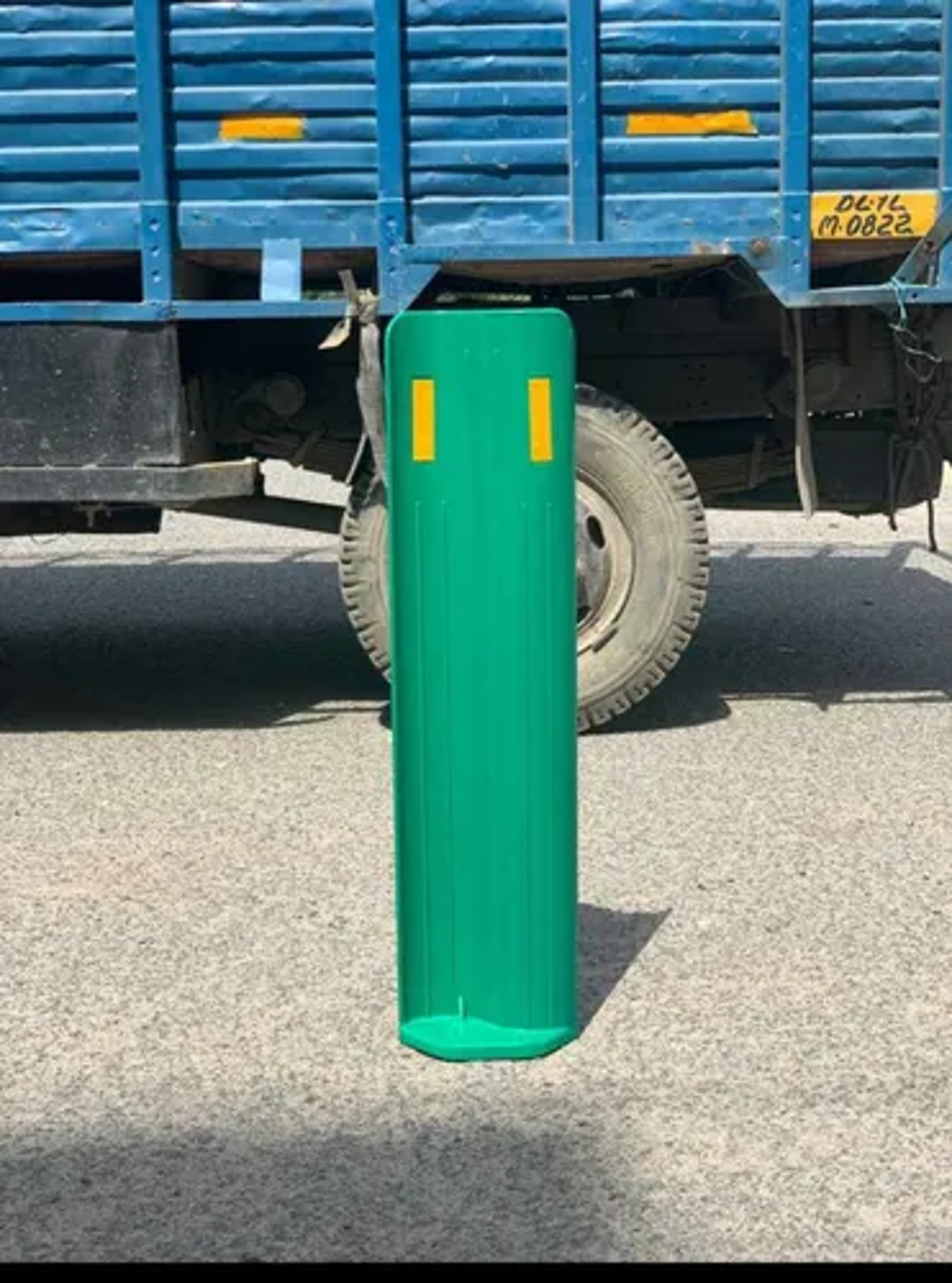 Road Light Barrier - Camera Size: Na