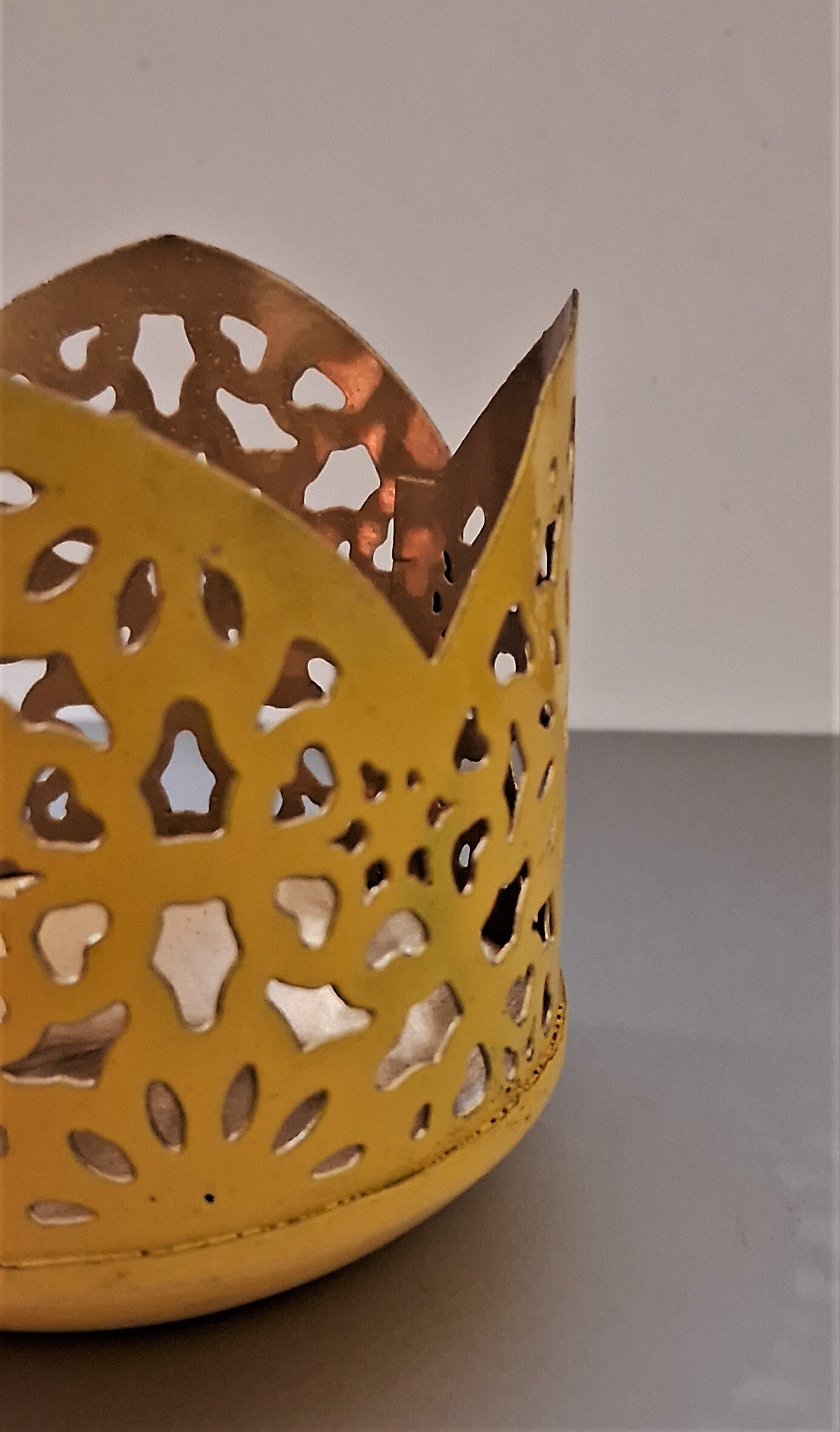 Candle Holder 8 - Iron, 8x8 Cm | Handmade Metal, Modern Arts Style, Ideal For Parties, Weddings, Ceremonies, And Home Decor