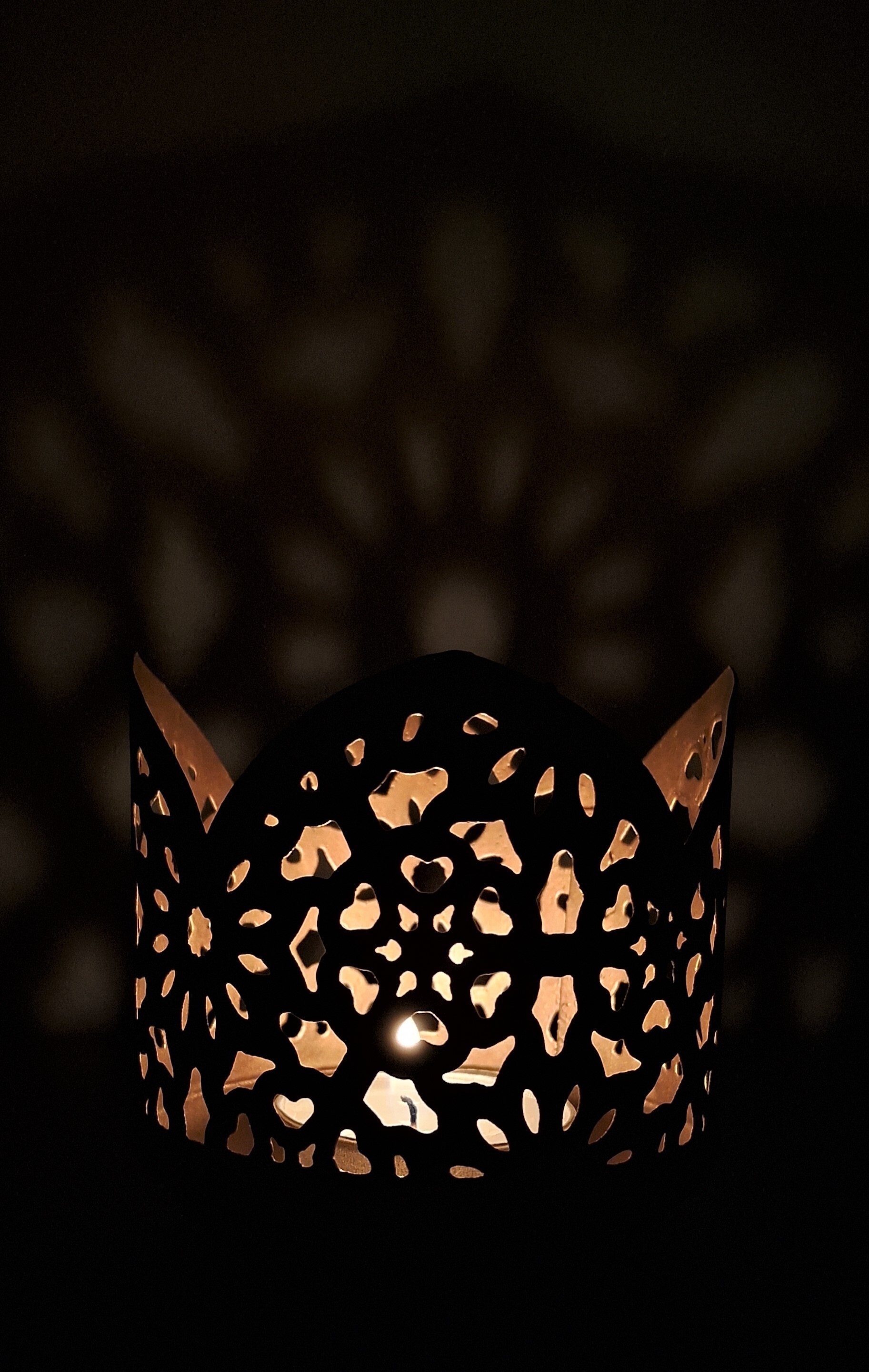 Candle Holder 8 - Iron, 8x8 Cm | Handmade Metal, Modern Arts Style, Ideal For Parties, Weddings, Ceremonies, And Home Decor