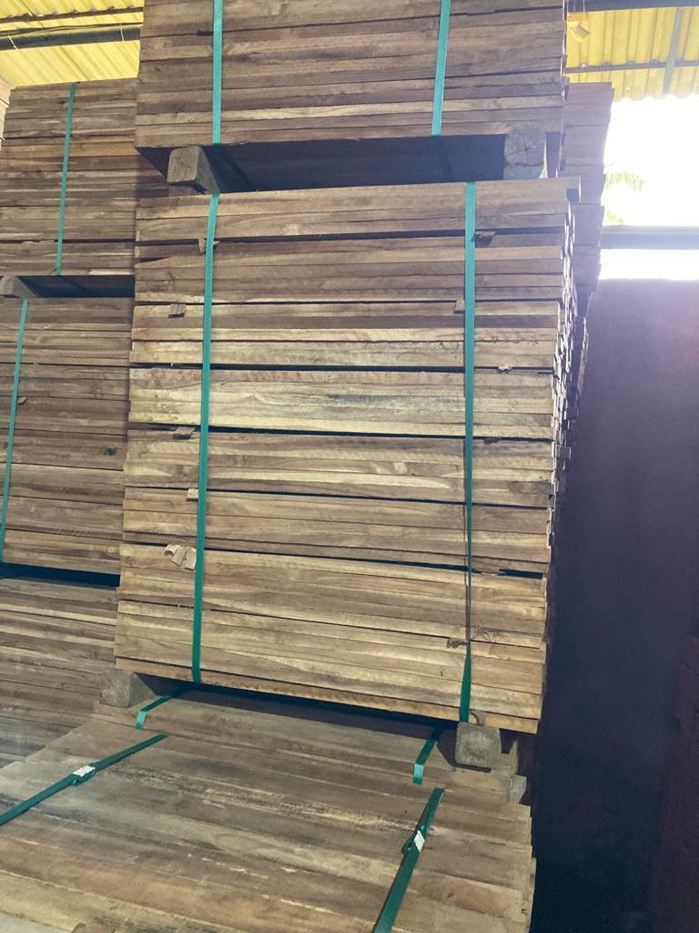 Burma Teak Wood - Multiple Species Including Sudan, Ghana, Ivory Coast, And Indian Teak | High Durability And Elegant Finish