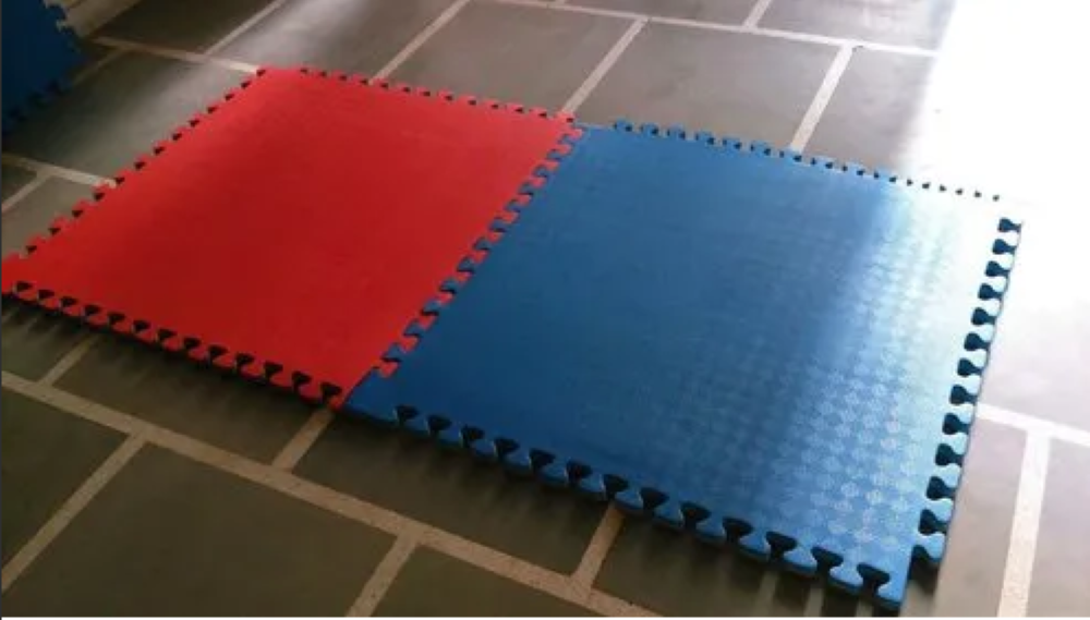Kabaddi Mats - Jsr Material, 1x1 Meter Size | Dual Color Interlocking, Anti-skid Design, Easy Assembly, Extra Cushioning For Karate