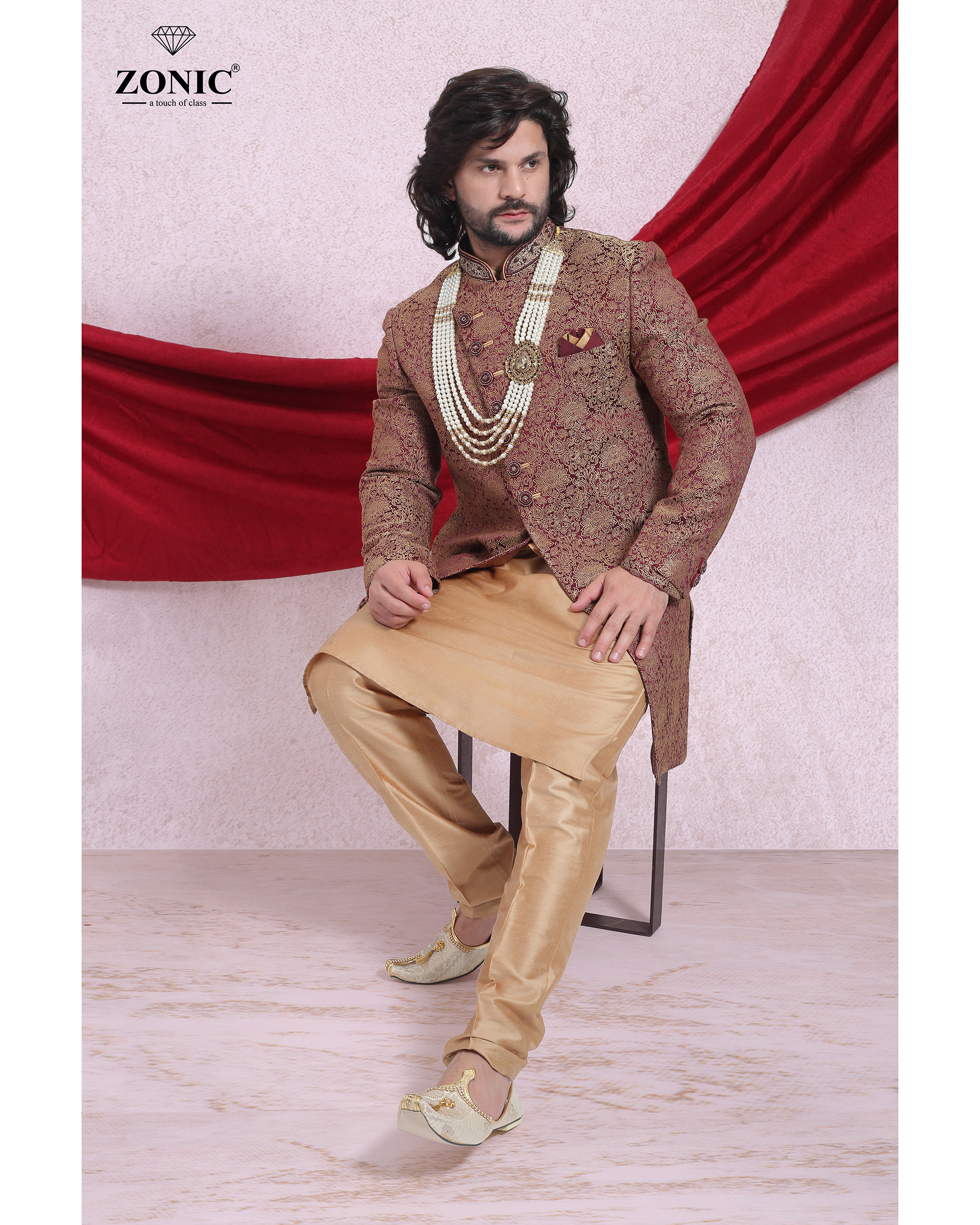 Indo Western Suits Age Group: 18to40