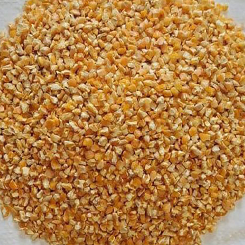 Yellow 3-6mm Flaking Corn Grit