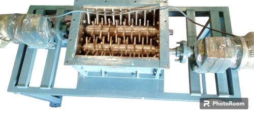 Lump Crusher Machine Capacity: 0 To 5000 Kg Kg/hr