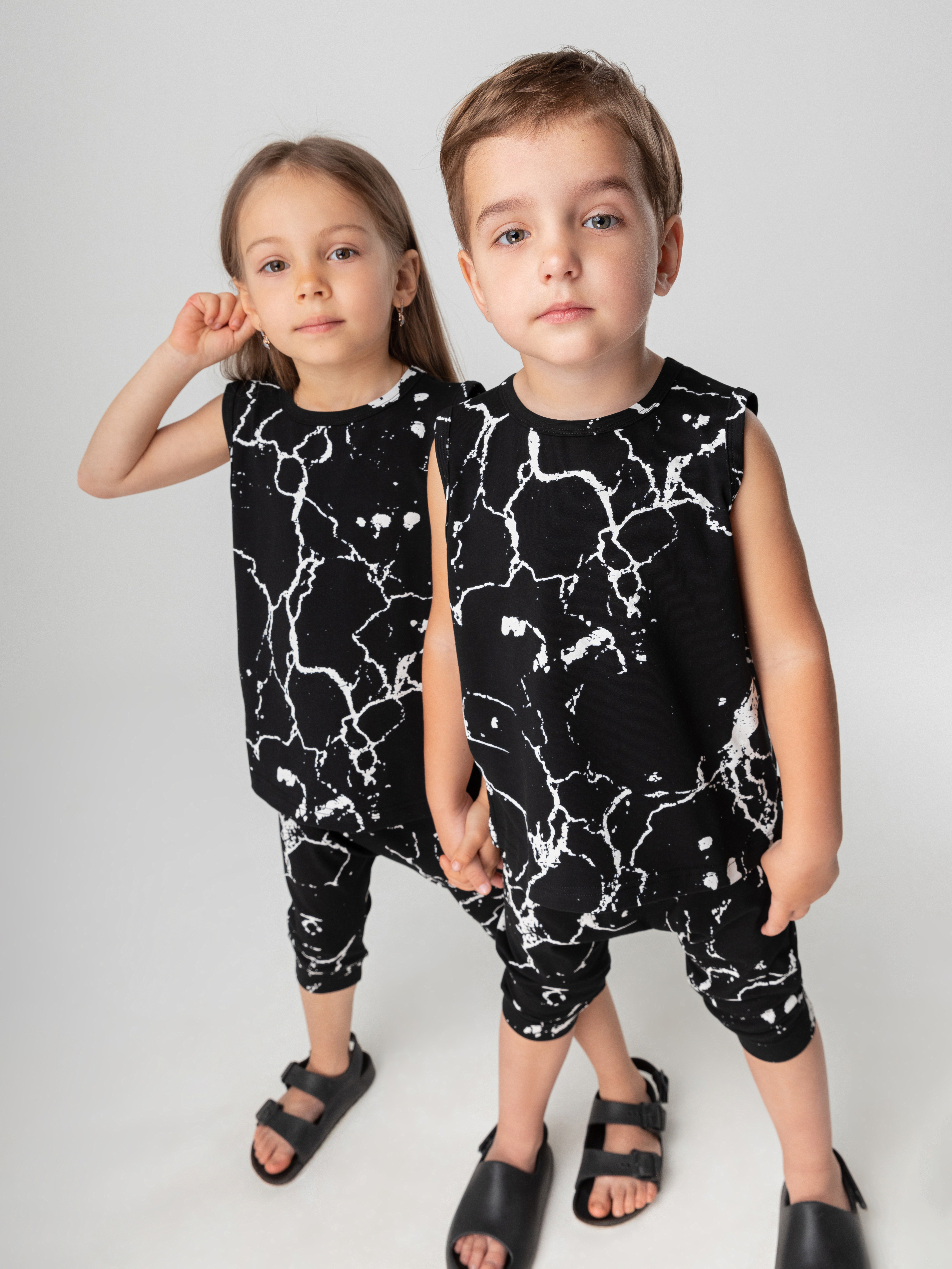 Set Of Breeches And Sleeveless Shirt 11-396u