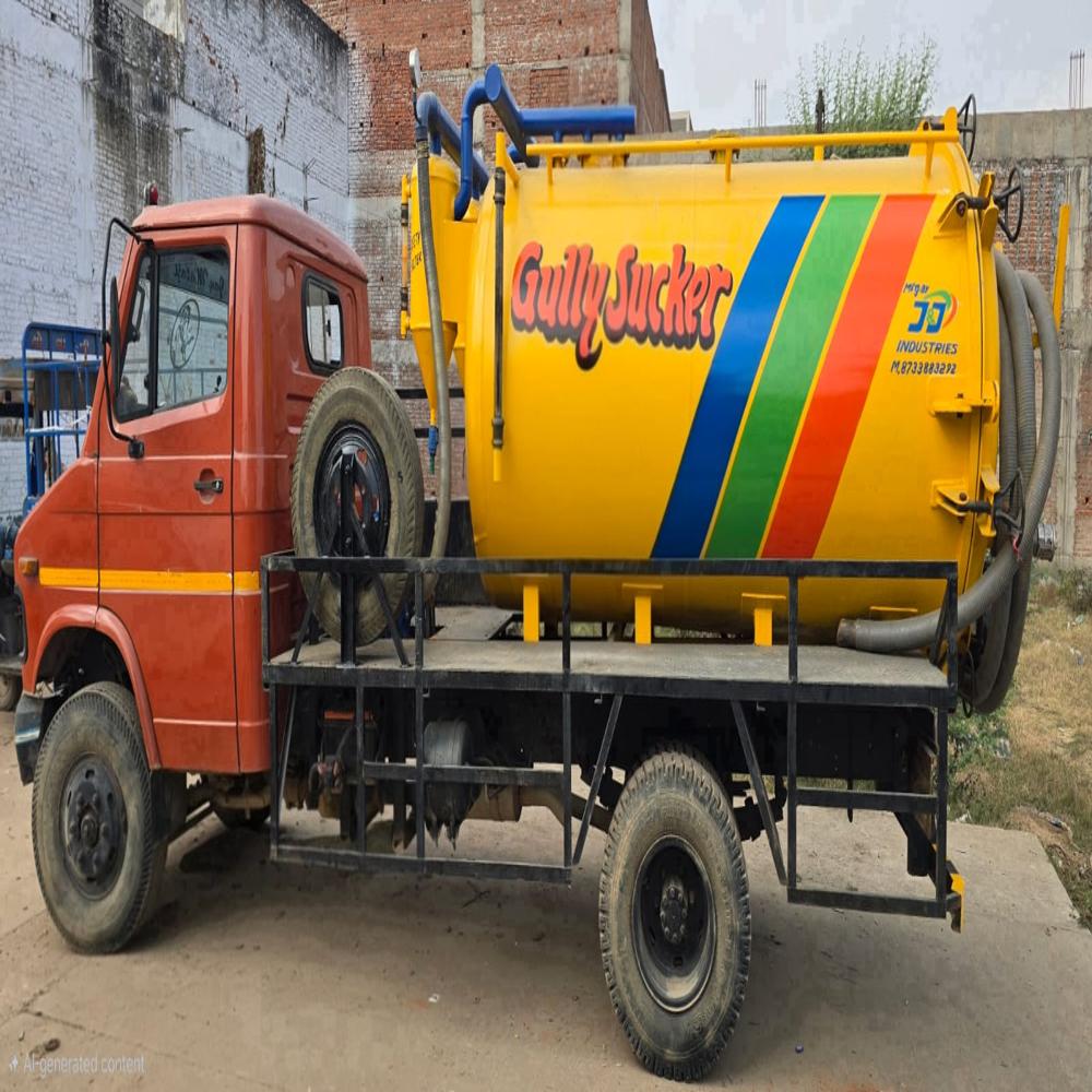 Truck Mounted Sewer Suction Machine - Material: Metal