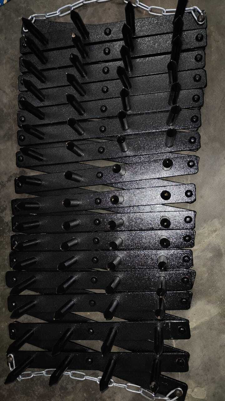 Tyre Killer - 12 Units Material, Black Color | Ideal For Hotels, Restaurants, Cinemas, Railway Stations, Airports, Enhanced Road Safety