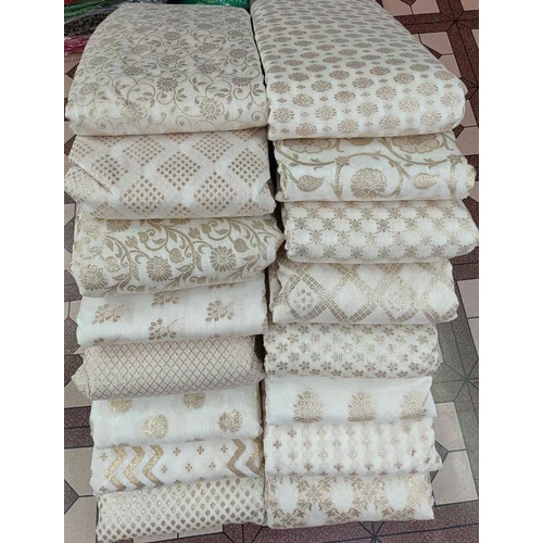 व्हाइट जैक्वार्ड नायलॉन फैब्रिक