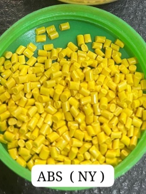 ABS येलो ग्रेन्यूल्स ग्रेड: औद्योगिक