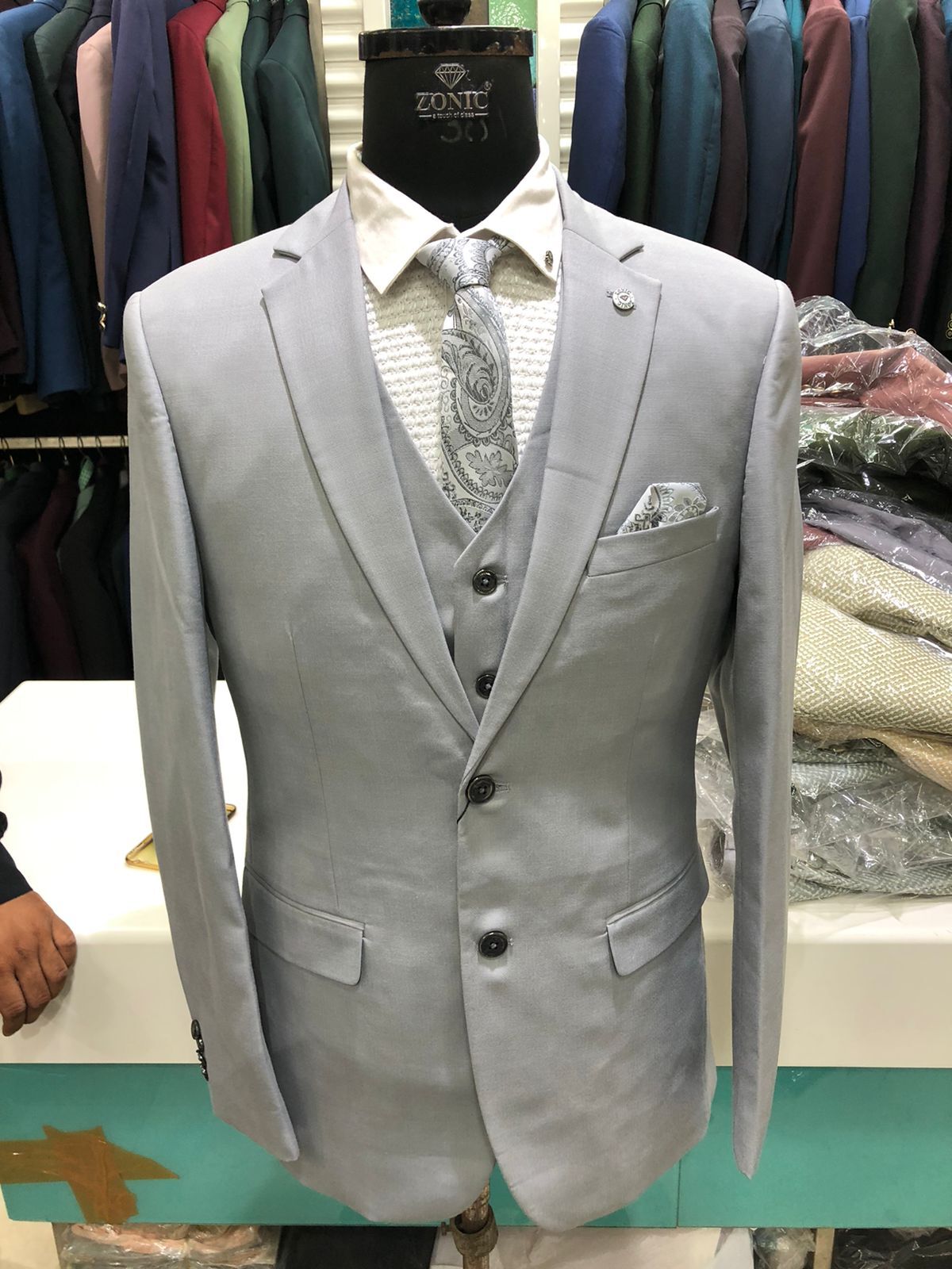 3 Piese Suit