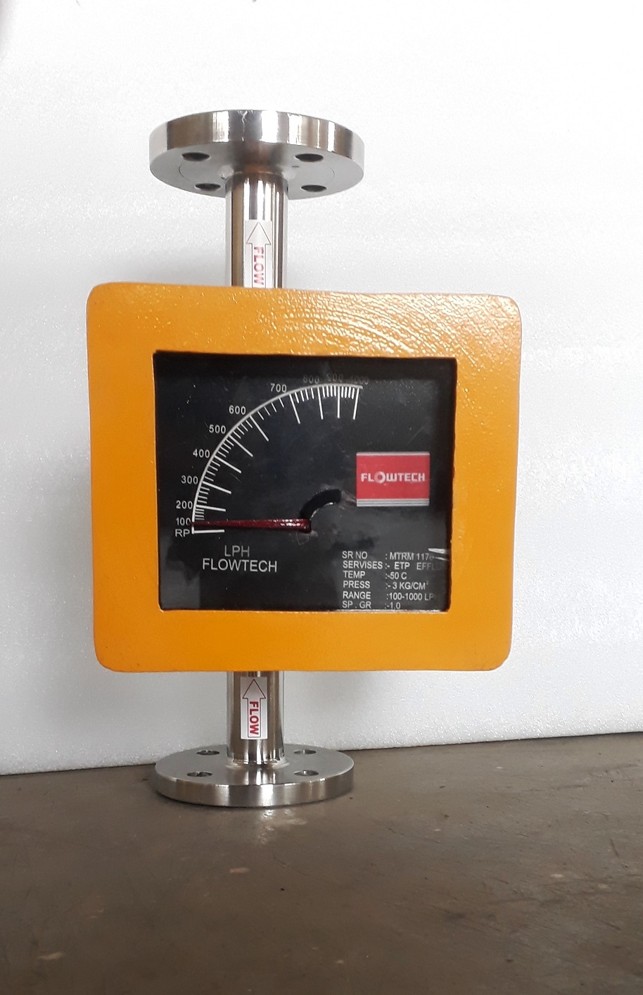 Metal Tube Rotameter - Stainless Steel Available F/f Height Of 250 To 500 Mm | Digital Readout Battery Operated 2.0% Full Scale Accuracy Flow Rate 200 Lph To 100000 Lph