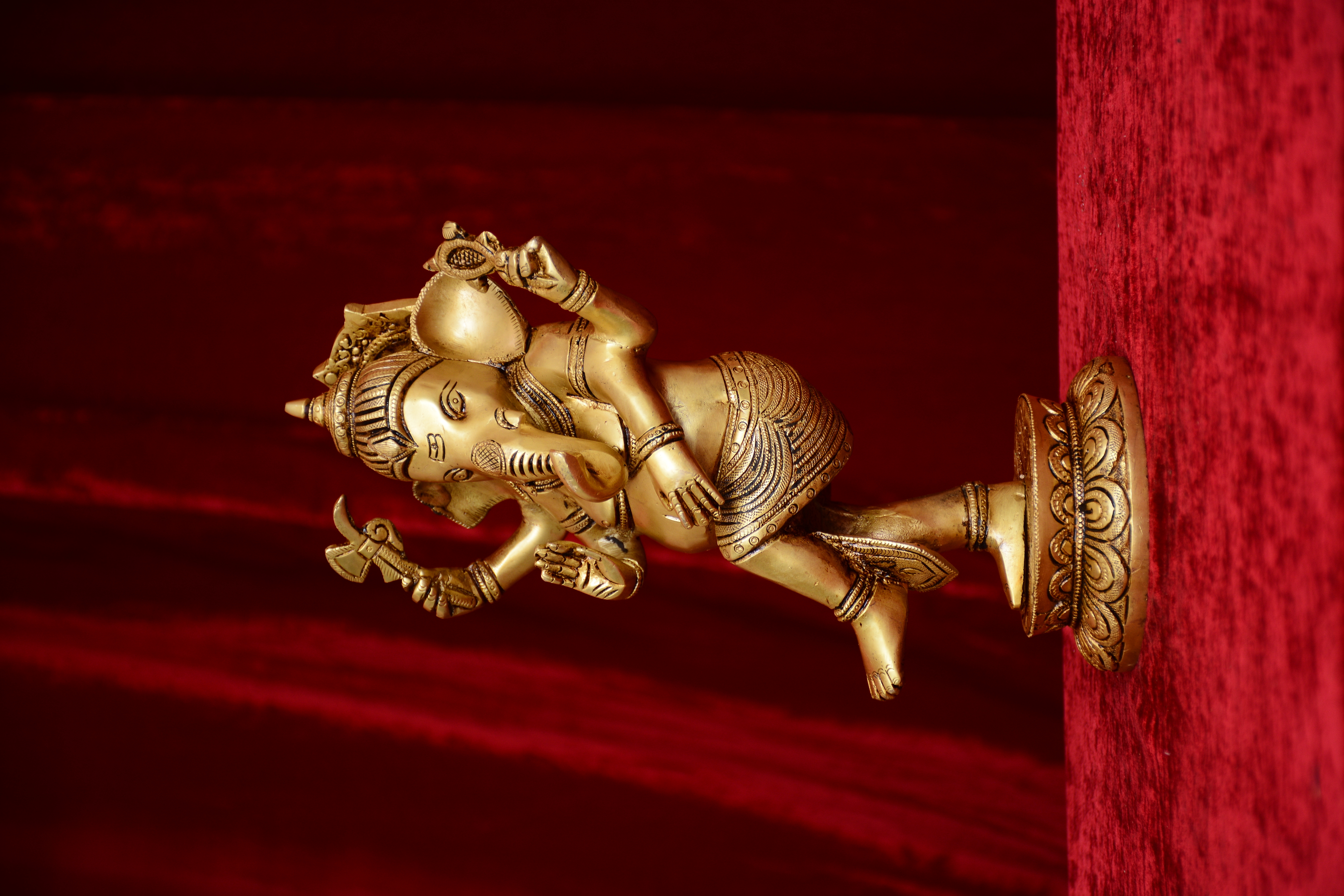 Dancing Ganesh - Feature: Eco-friendly