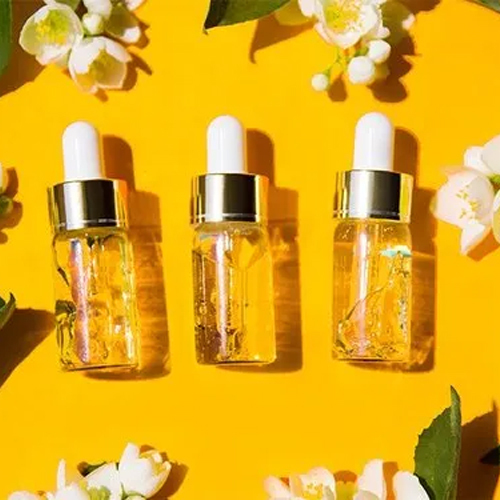 Jasmine Oil - 99% Pure Natural Essential Oil Extracted from Jasmine Flowers | Suitable for All Age Groups, Promotes Skin Health, Reduces Stress and Wrinkles