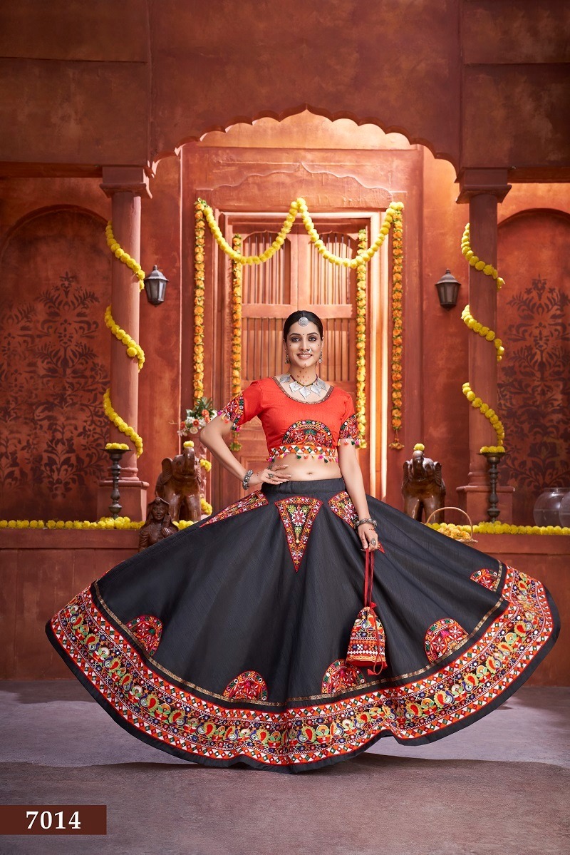 Black And Red Navratri Chaniya Choli With Mirror Work