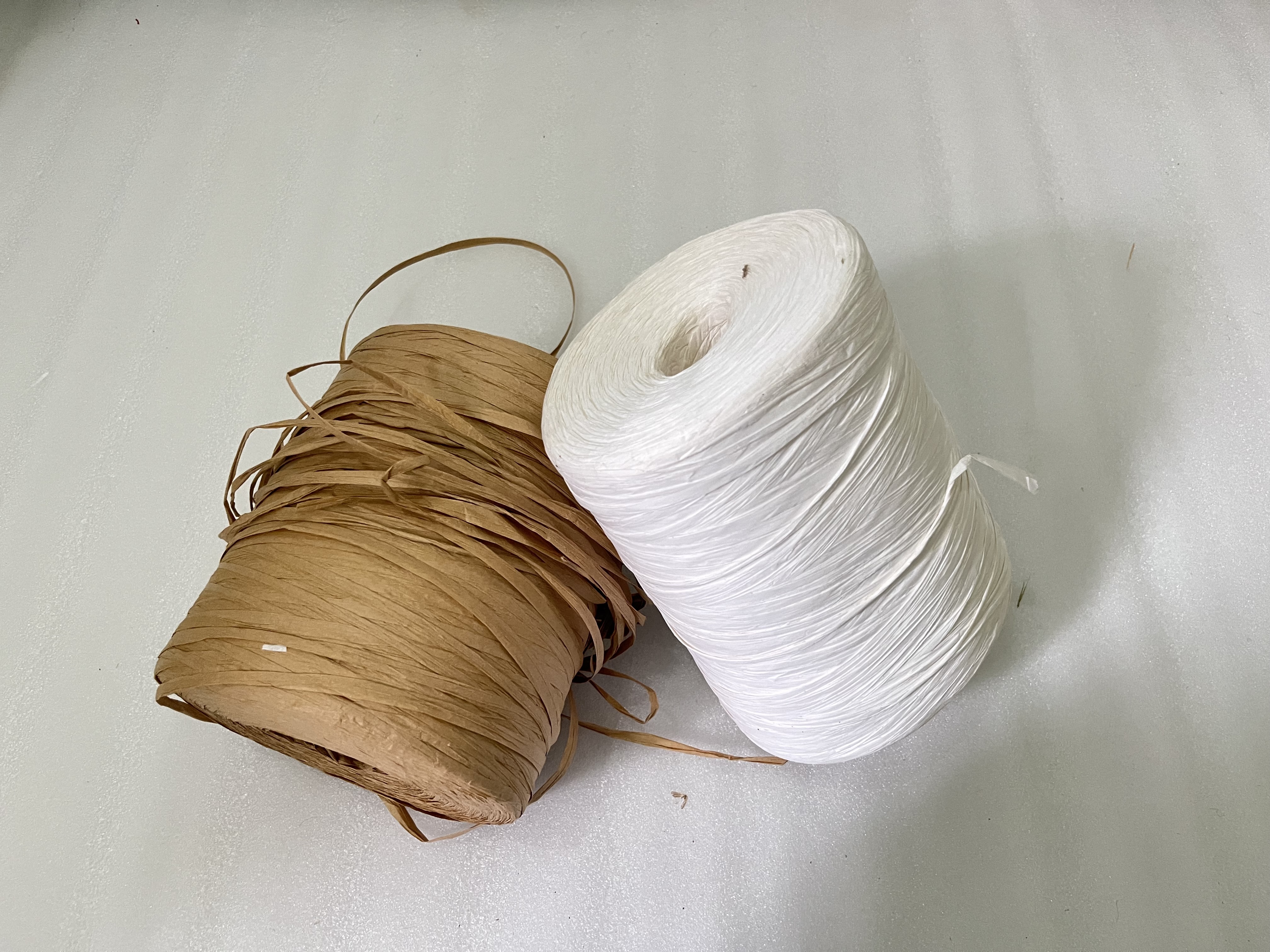 Paper Raffia - Color: White & Brown