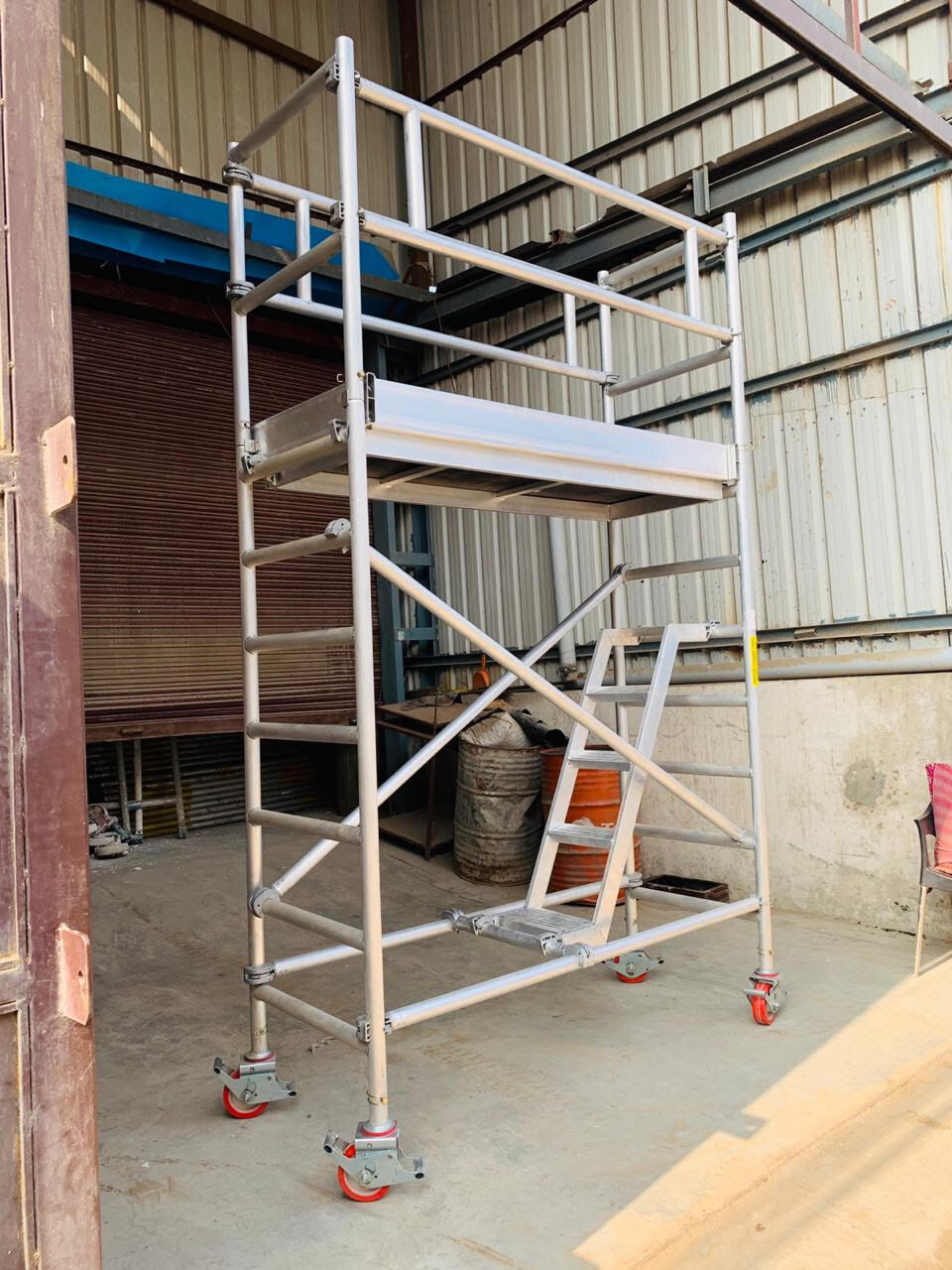 Aluminum Mobile Scaffold Tower With Narrow Version 4 Meter