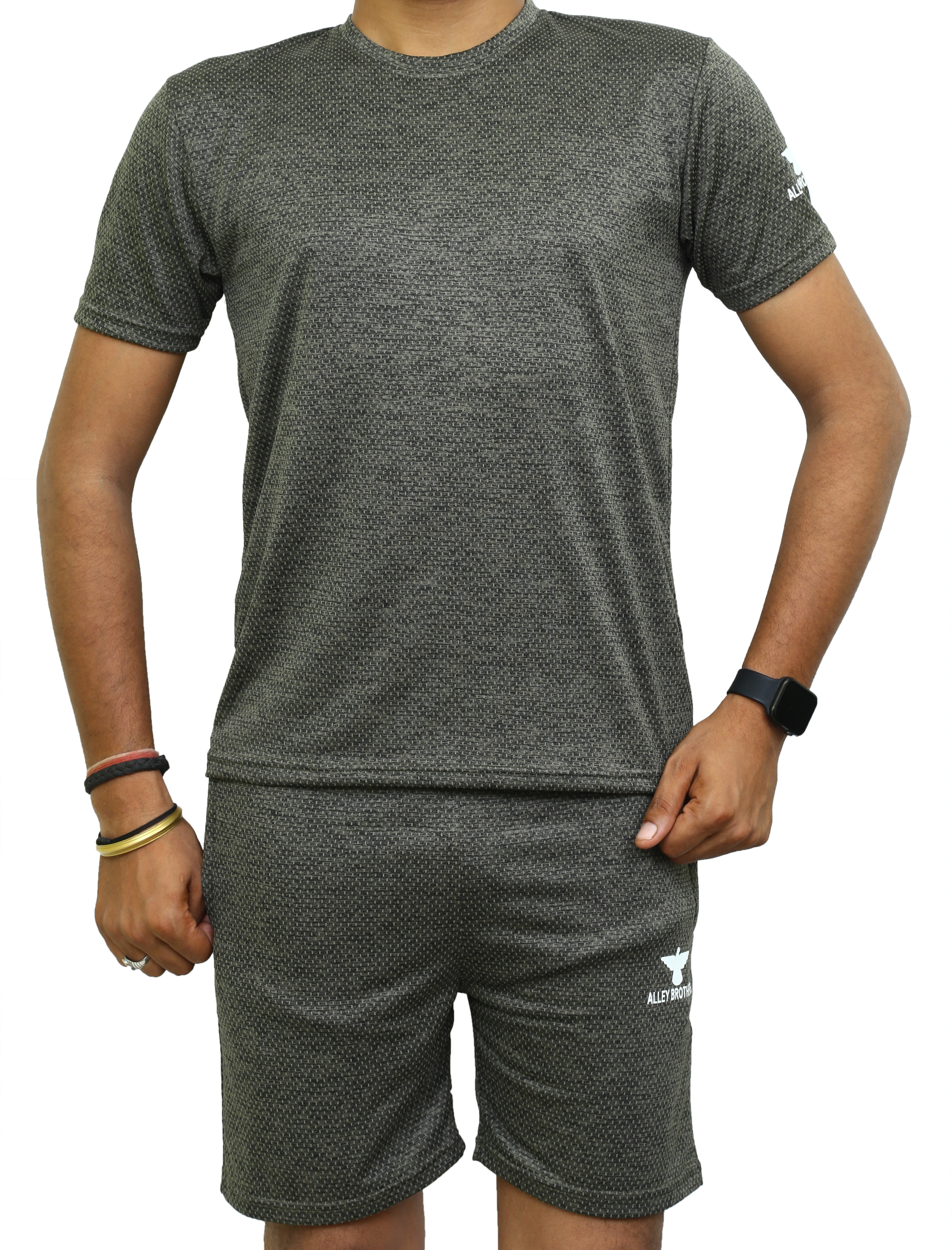 Round Neck Relaxed Cotton Short Sleeves T-shirt - 100% Cotton, Sizes S, M, Xl, Xxl, Color: Black | Washable, Classic Style For Casual Wear