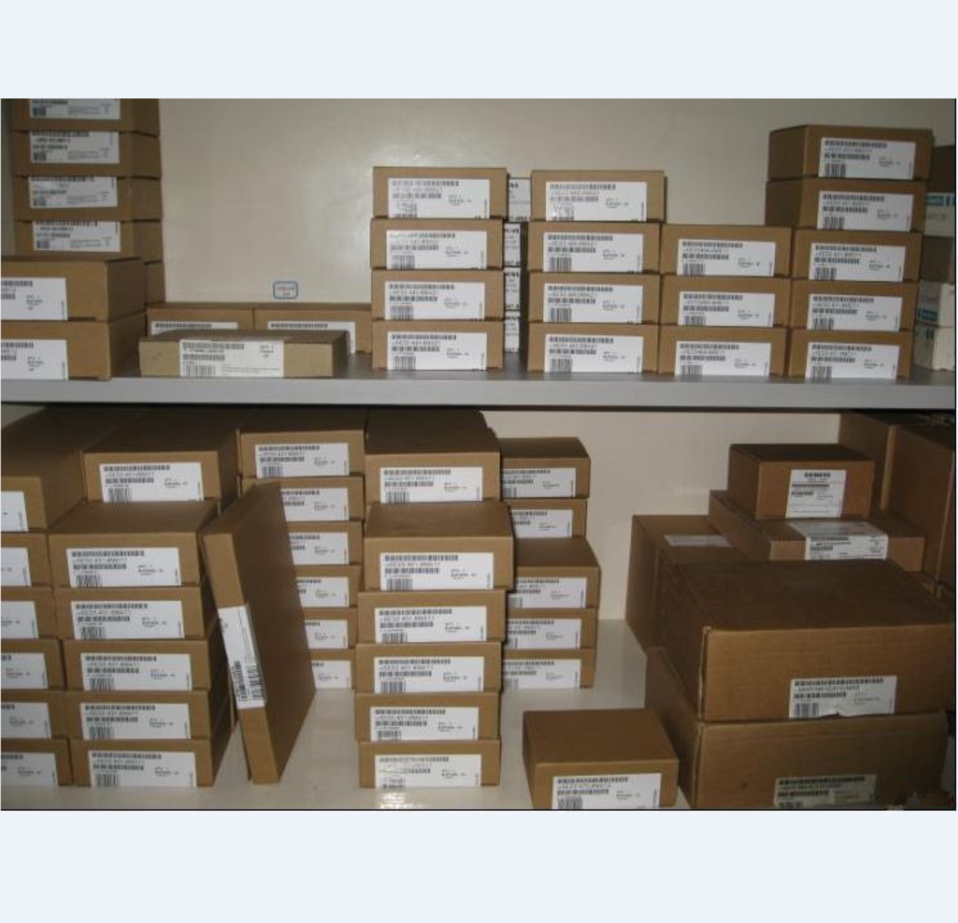 6av66430cd011ax1-siemens Programmable Logic Controller - 10.4" Tft Touch Multi Panel, 6 Mb Configuration Memory, Configurable With Wincc Flexible 2005 Standard