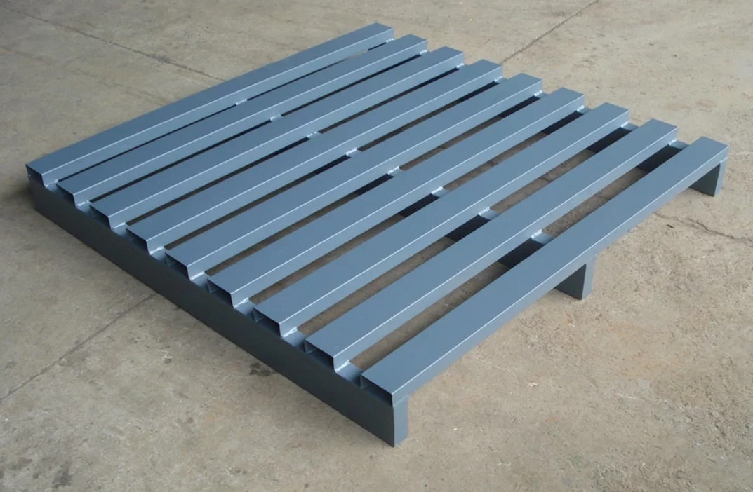 Blue M.s Pallet