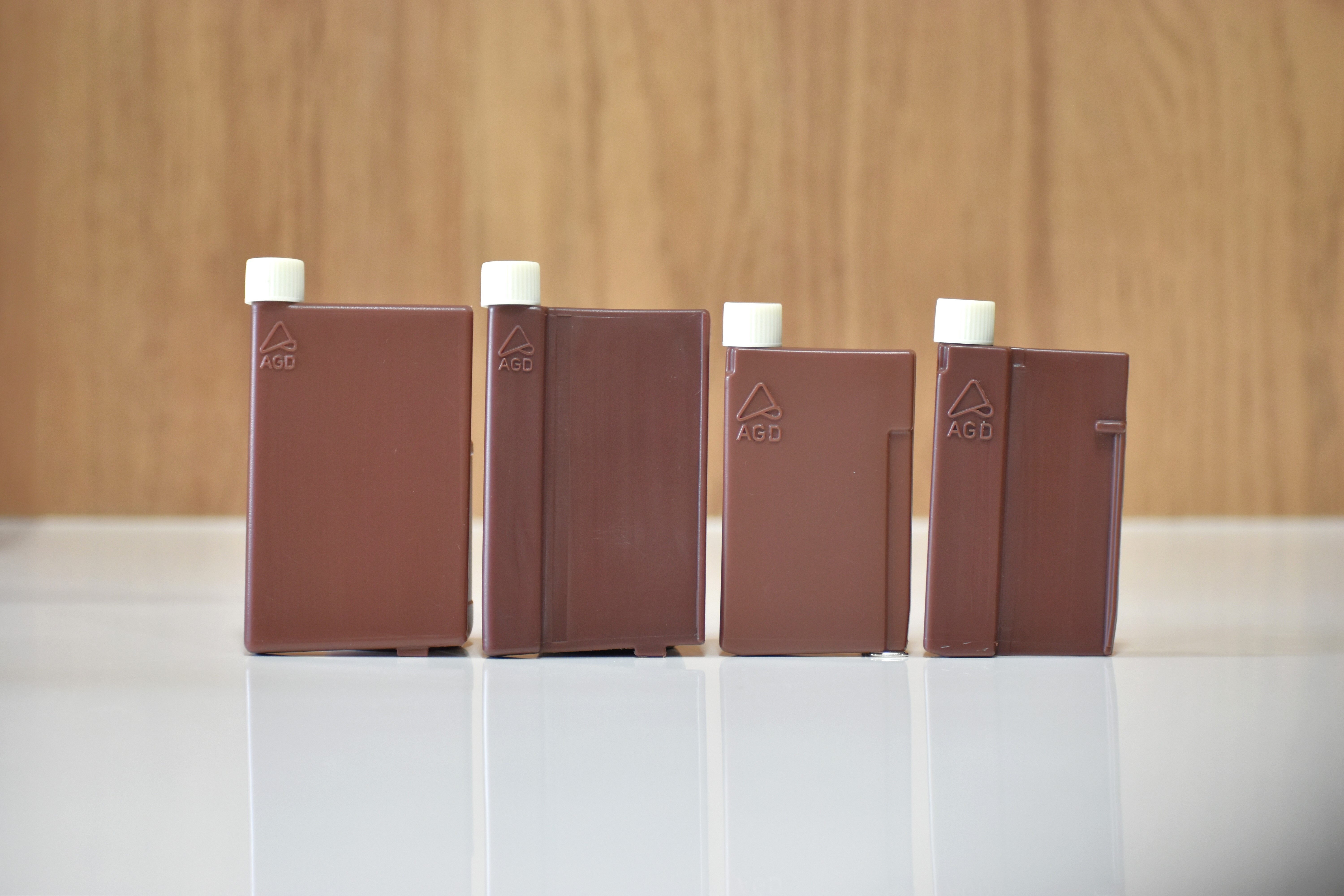 Diagnostic Reagent Bottles - Pe Material, 5ml To 1000ml Sizes | Square Shape, Screw Cap, Laser Logo Feature