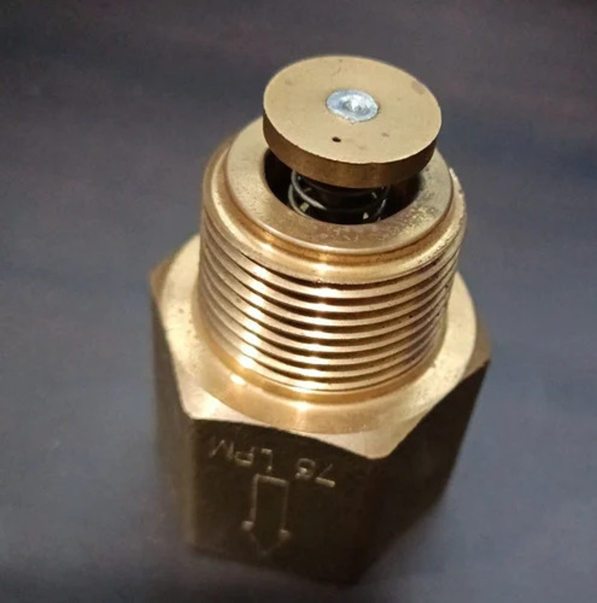 Excess Flow Check Valve - Brass, Spring Loaded Design For Gas Handling | Flow Rate Specification With Controlled Closure
