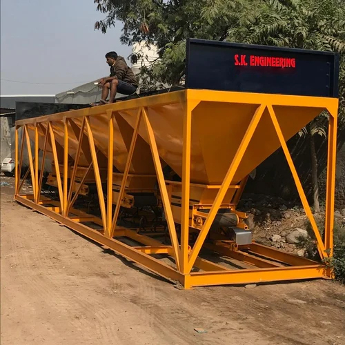 येलो फोर बिन फीडर