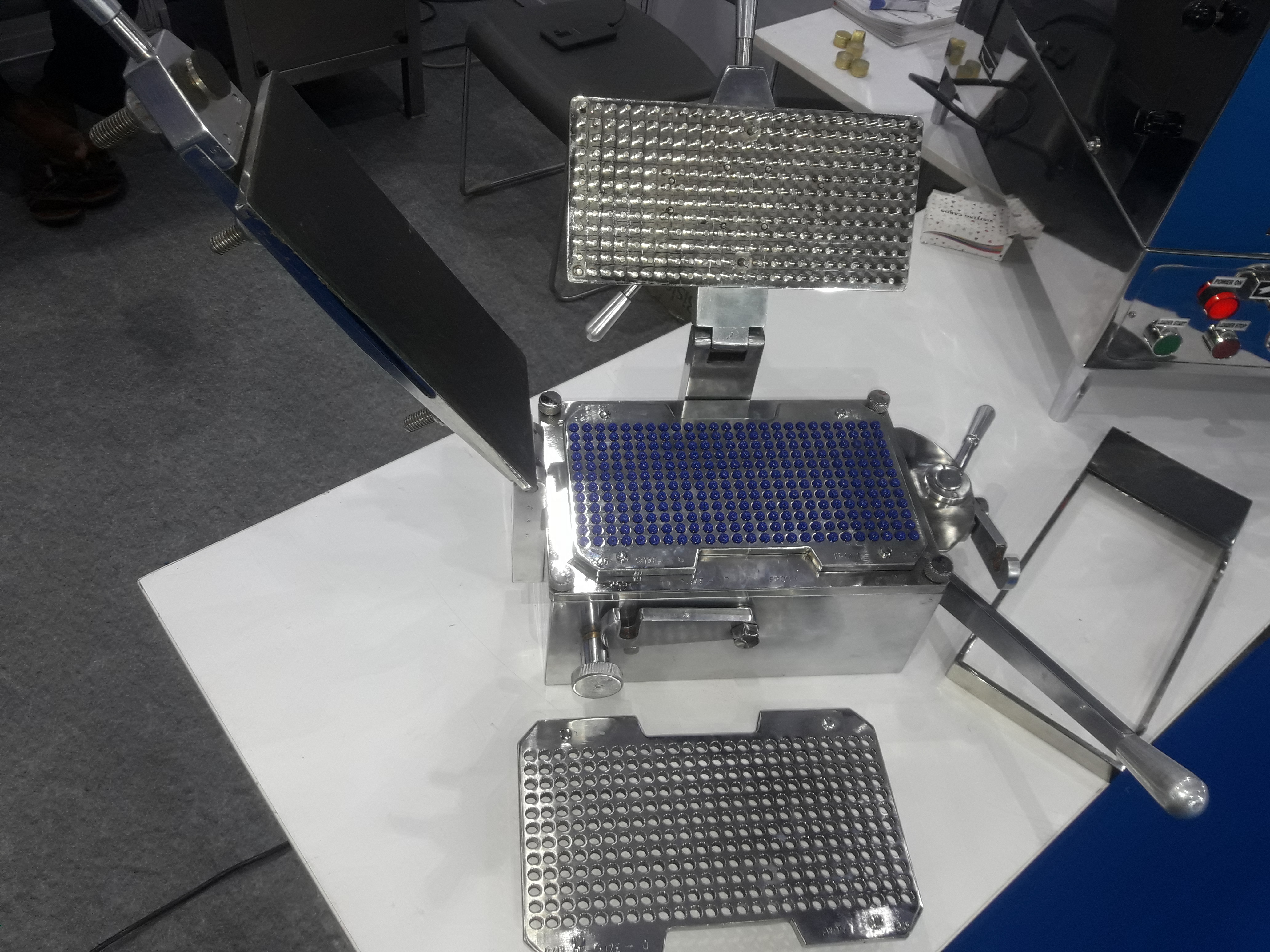 Sliver Capsule Filling Machine