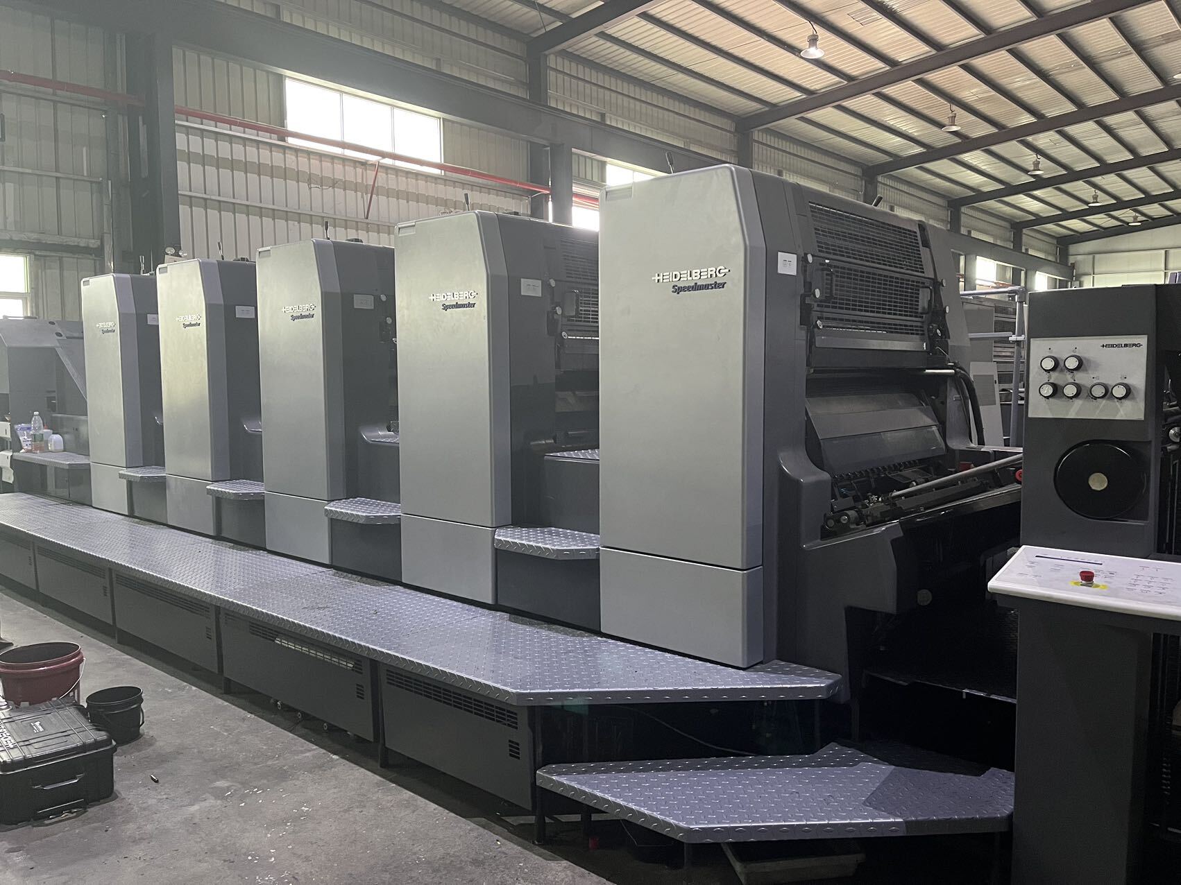 Semi-automatic Heidelberg Cd102-5 Year 2000