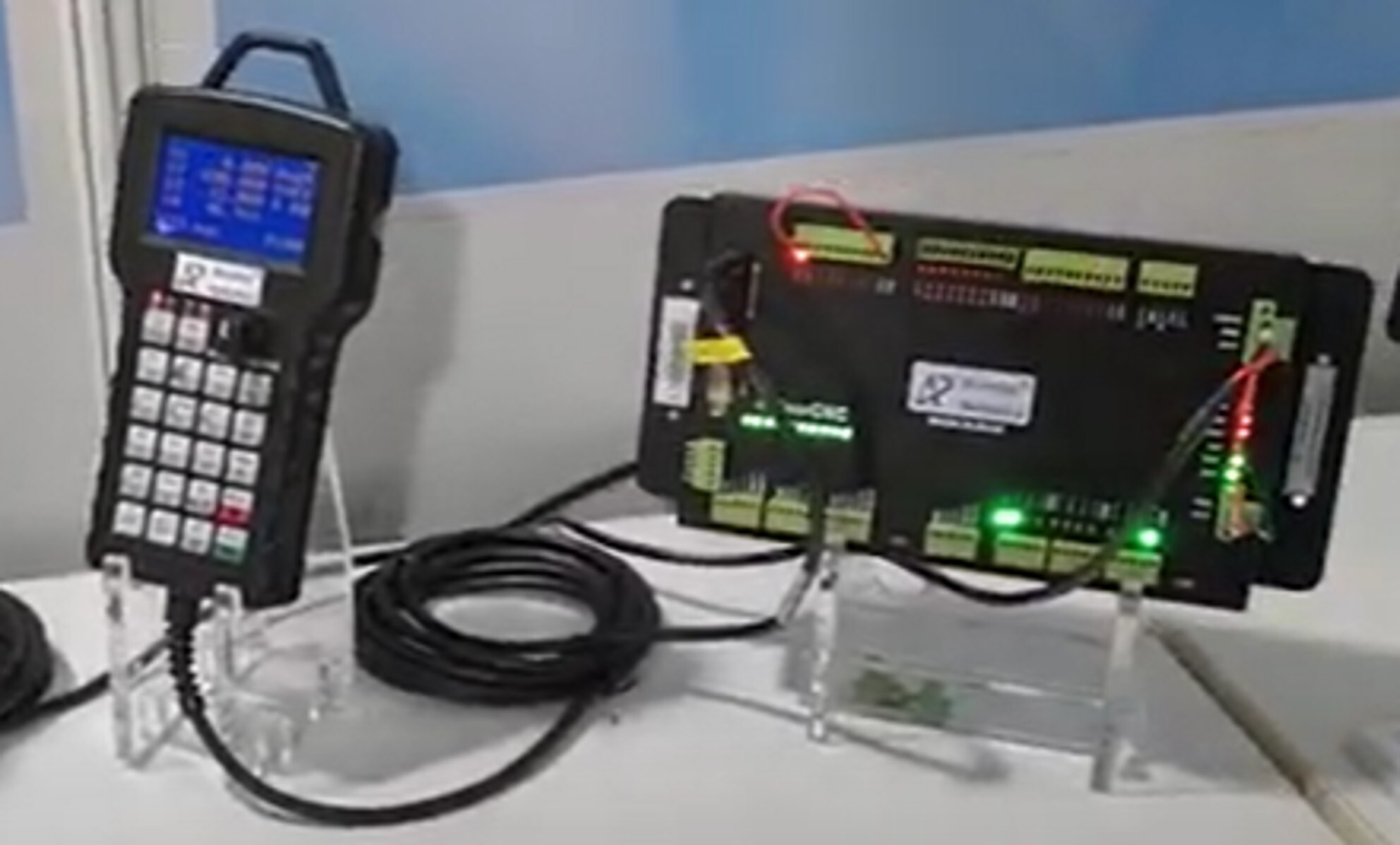 Meteorcnc 4h Series Multihead Dsp Router Controller - Application: Industrial