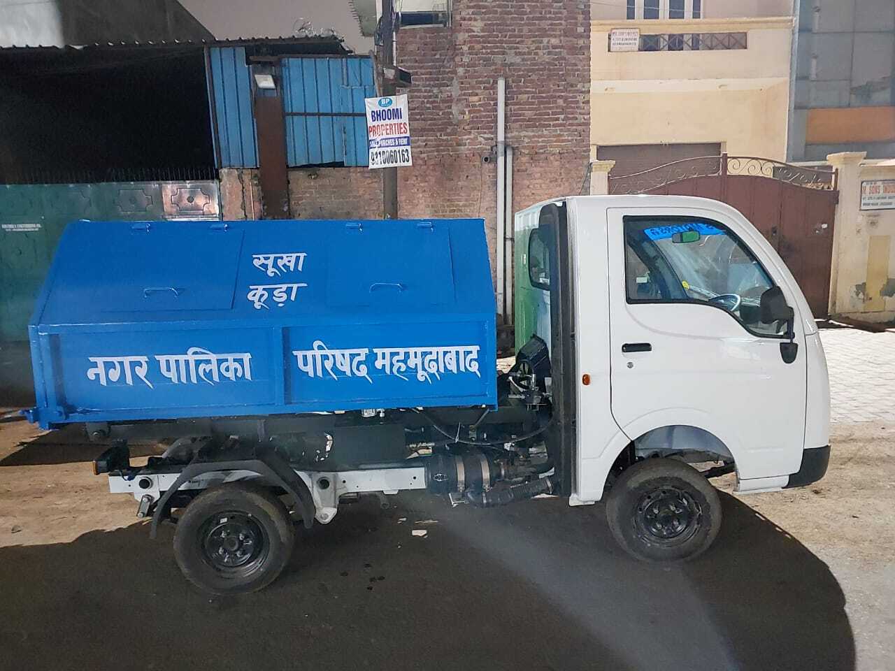 Garbage Tipper - Mild Steel Build, Custom Color Options | Optimal For Efficient Garbage Collection