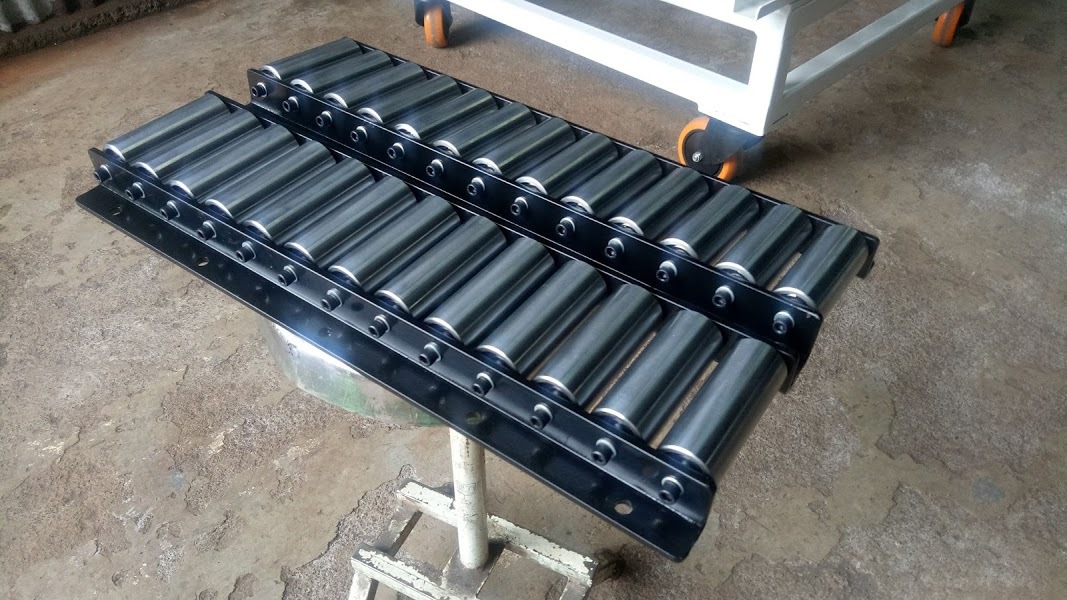 Pallet Roller Conveyor - Material: Ms
