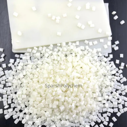 ABS Natural Granules - 25 KG Plastic Bag, White Industrial Grade ABS Granules, Melting Point Suitable for Plastic Industry