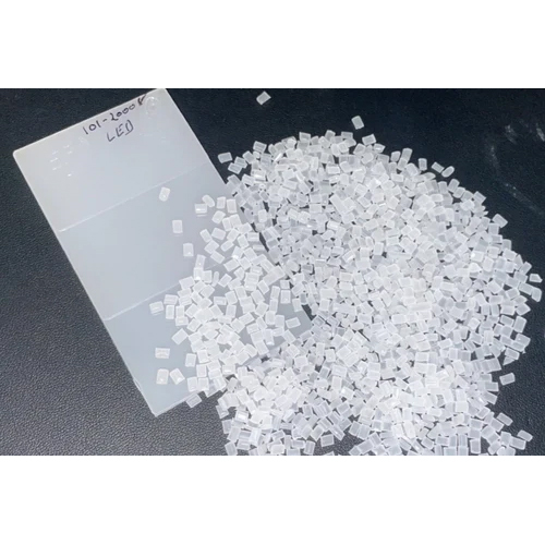 Polycarbonate - 25 Kg Bag | White Diffuser Grade Granules, 70-80% Purity, Led Component Molding