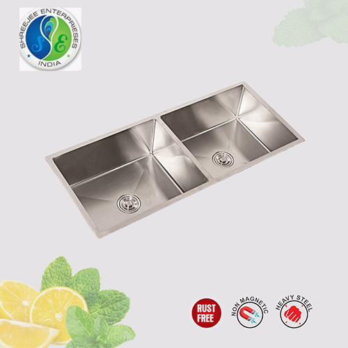 ग्रे डबल बाउल सिंक