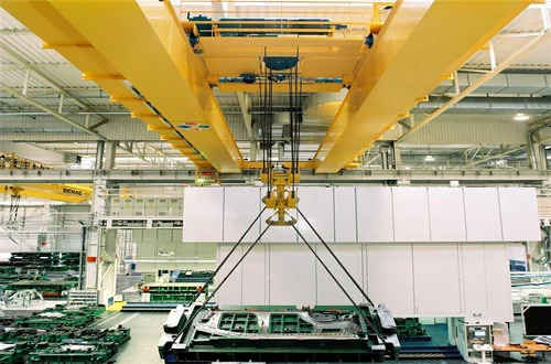 Yellow Heavy Duty Crane