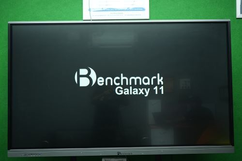 86 Inch Maxhub I 86fa Interactive Flat Panel - Color: Black
