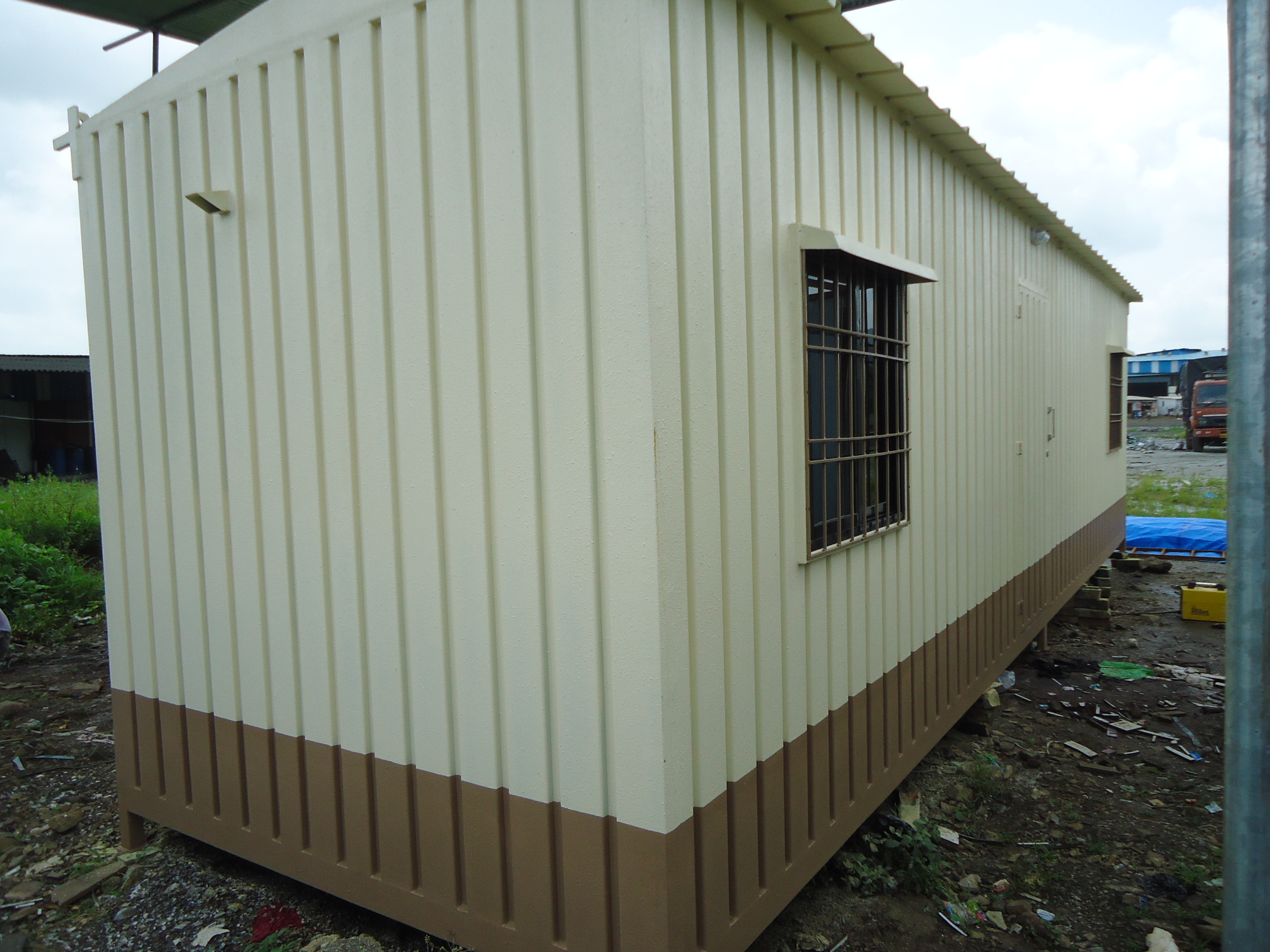 Portable Office Cabin - Biodegradable And Air Ventilated Design | Captivating Interior, Easy To Paint And Maintain