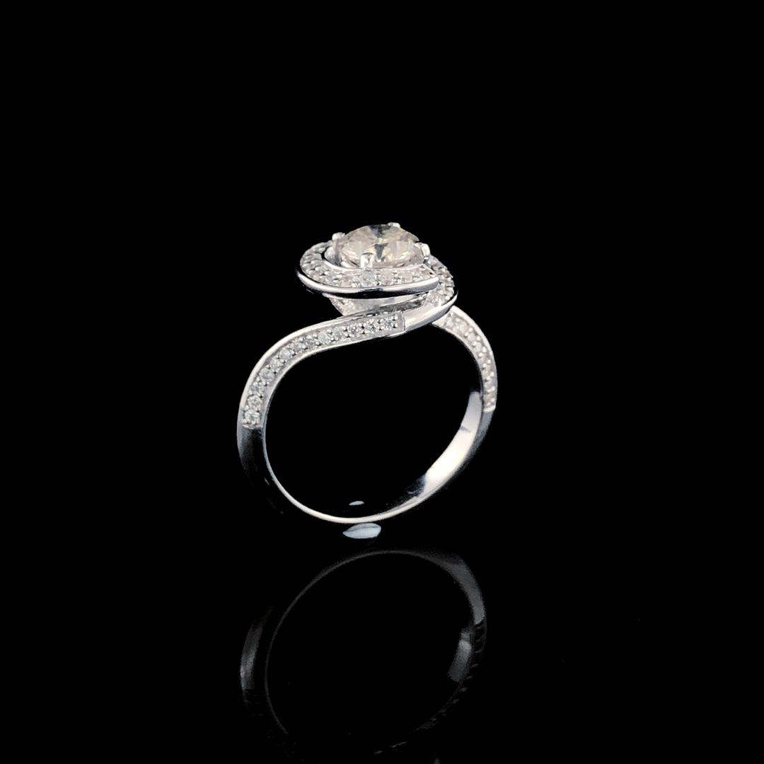 Ring 12.1 - Synthetic Diamond, Vs2 Clarity, Round Brilliant Cut | Elegant Sparkle And Dazzling Brilliance