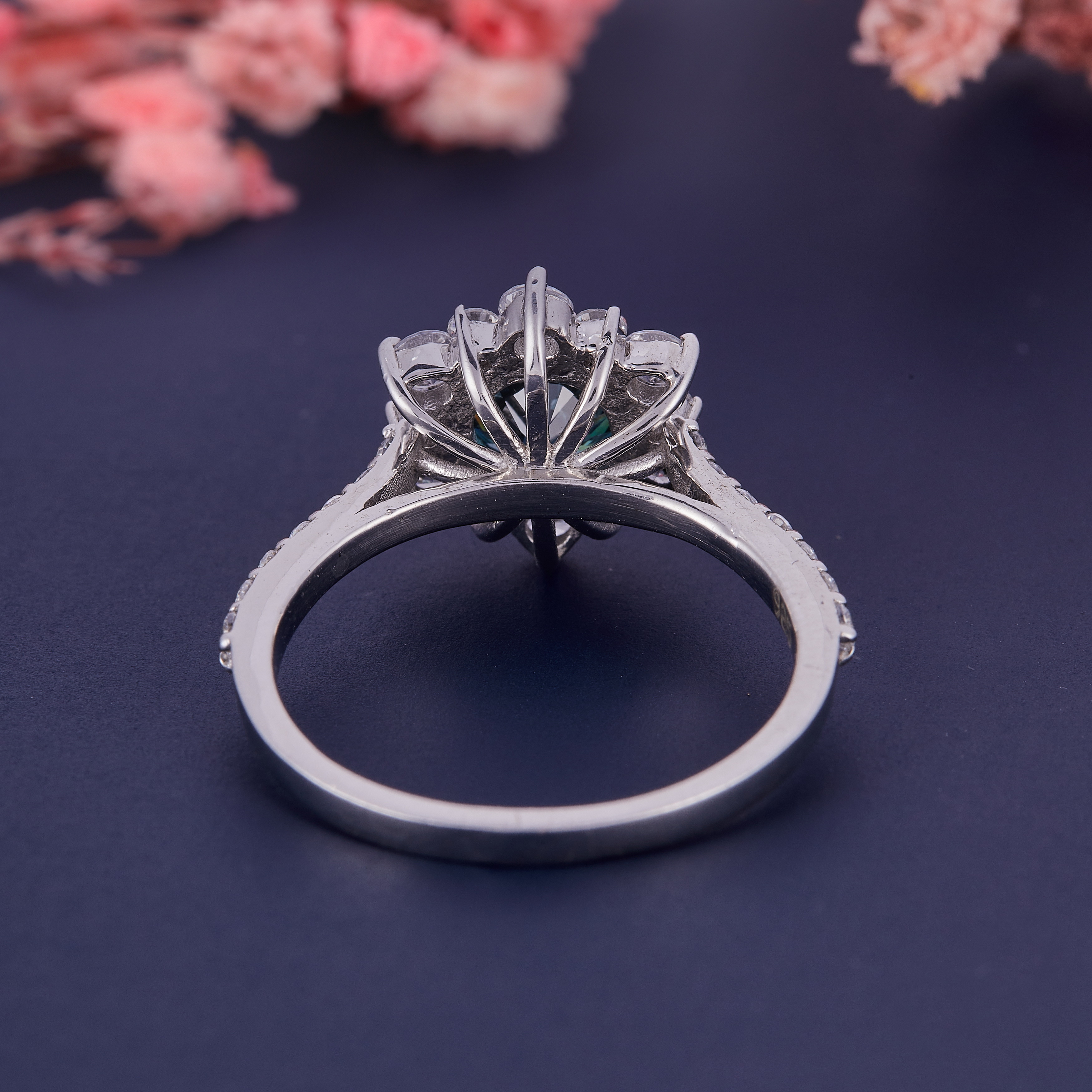 Ring 13.1 - Diamond Carat Weight: .80 Carat