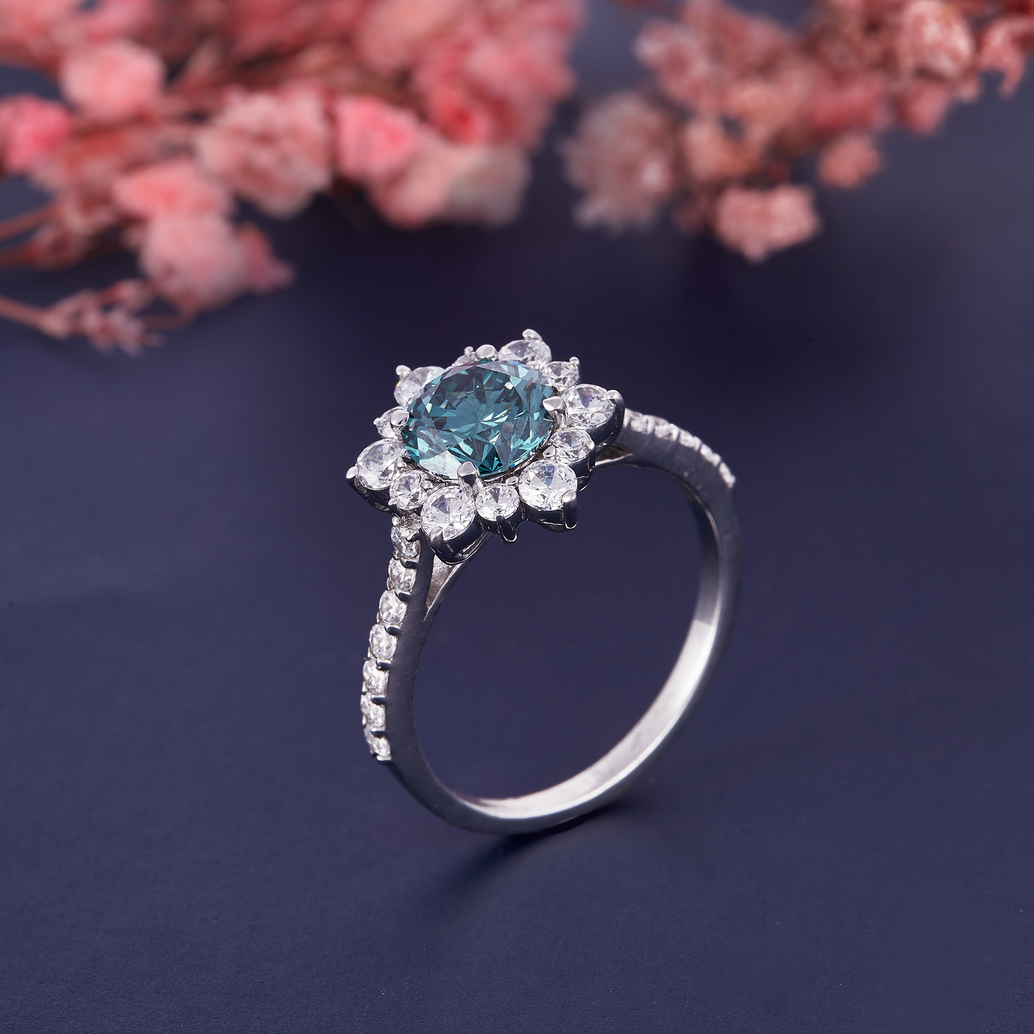 Ring 13.1 - Diamond Carat Weight: .80 Carat