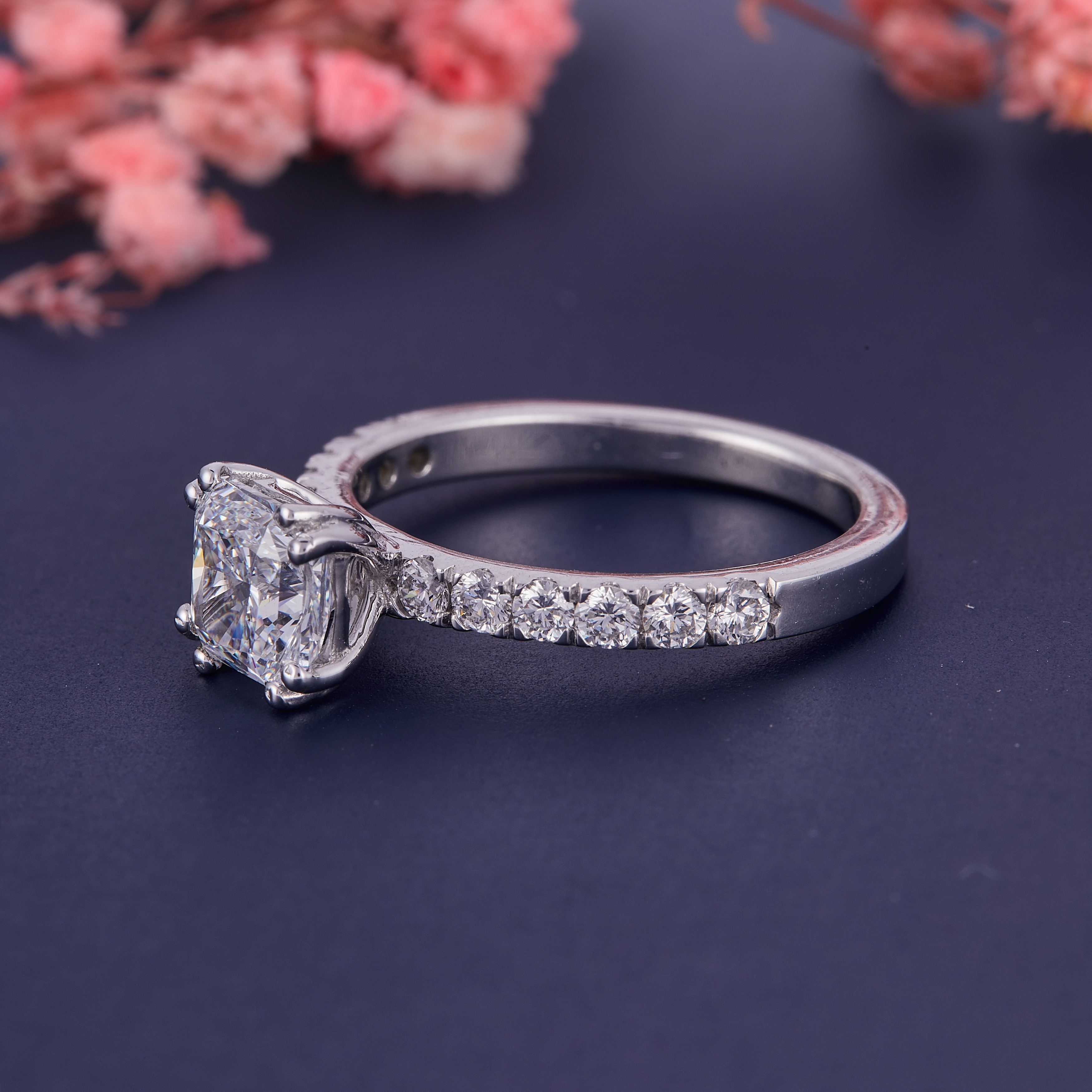 Ring 15.1 - Diamond Carat Weight: 1.0 Carat