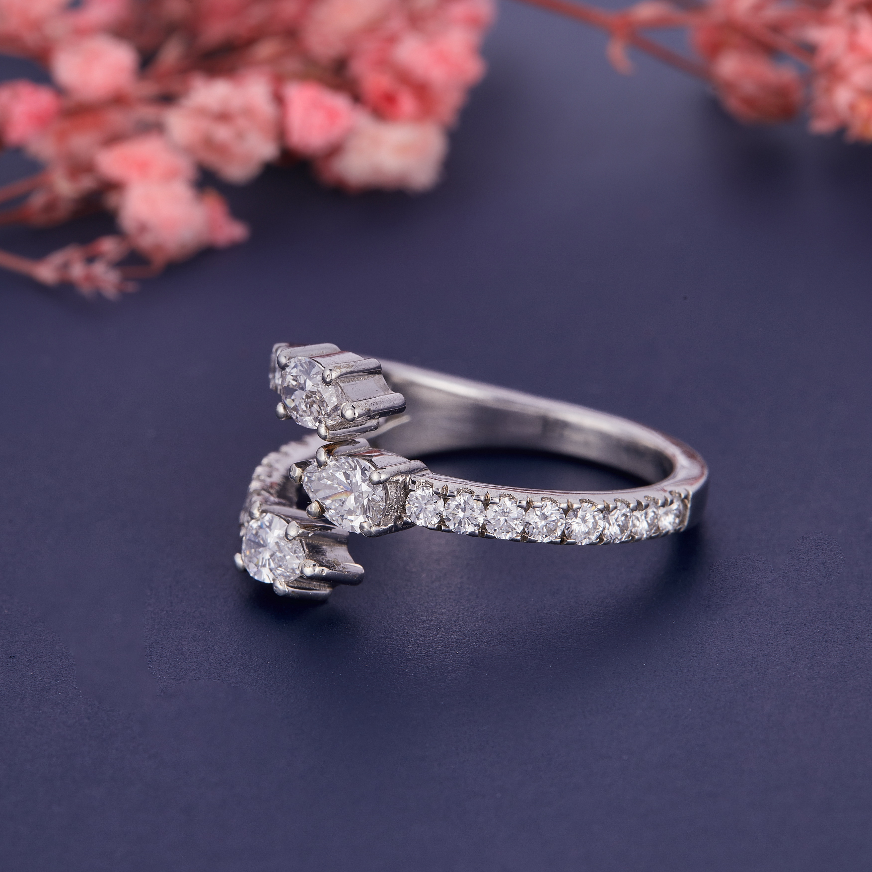Ring 18.1 - Diamond Carat Weight: 0.70 Carat