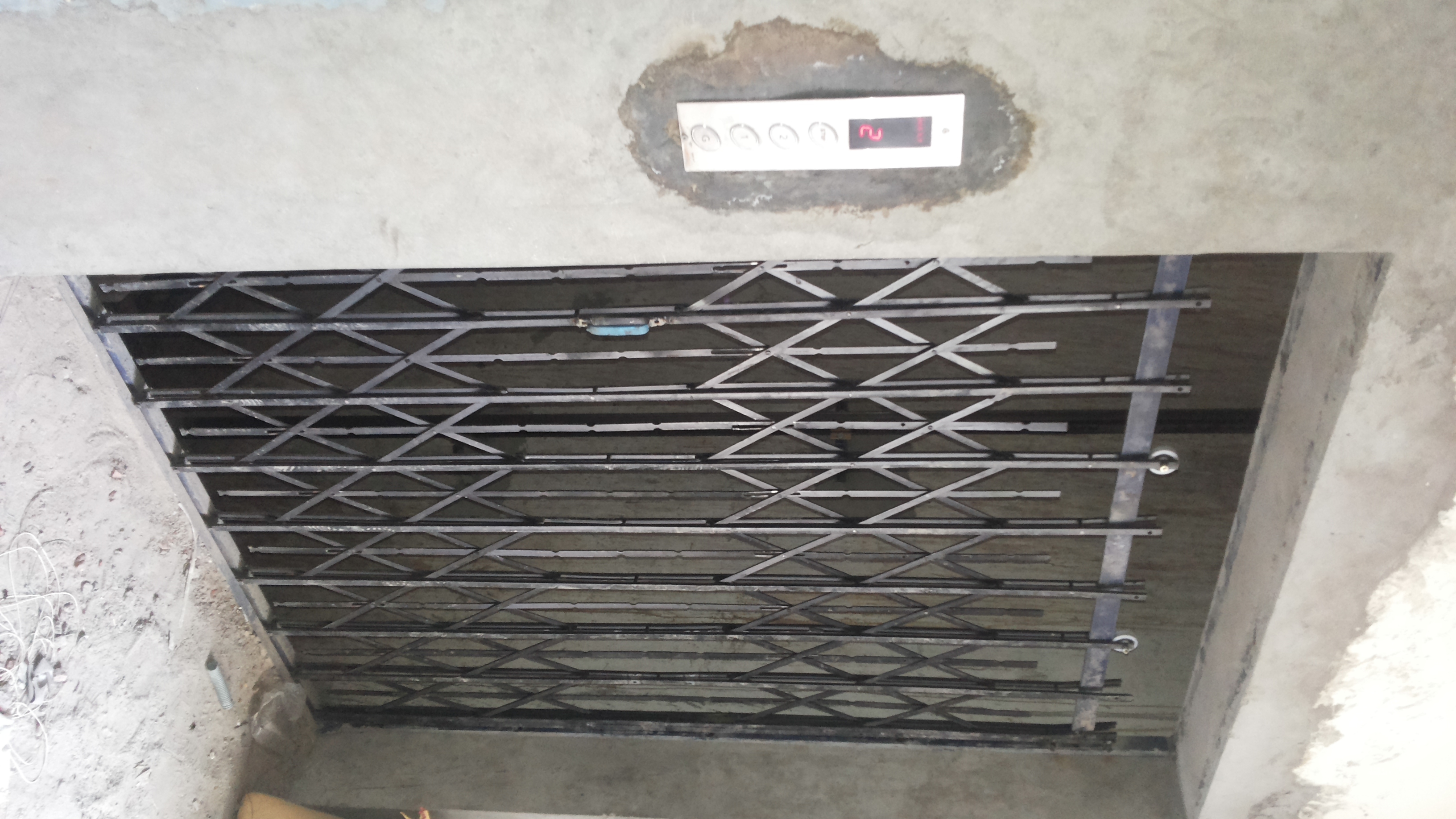 Dumbwaiter Lift - Machine Room Size: Customized As Per Order