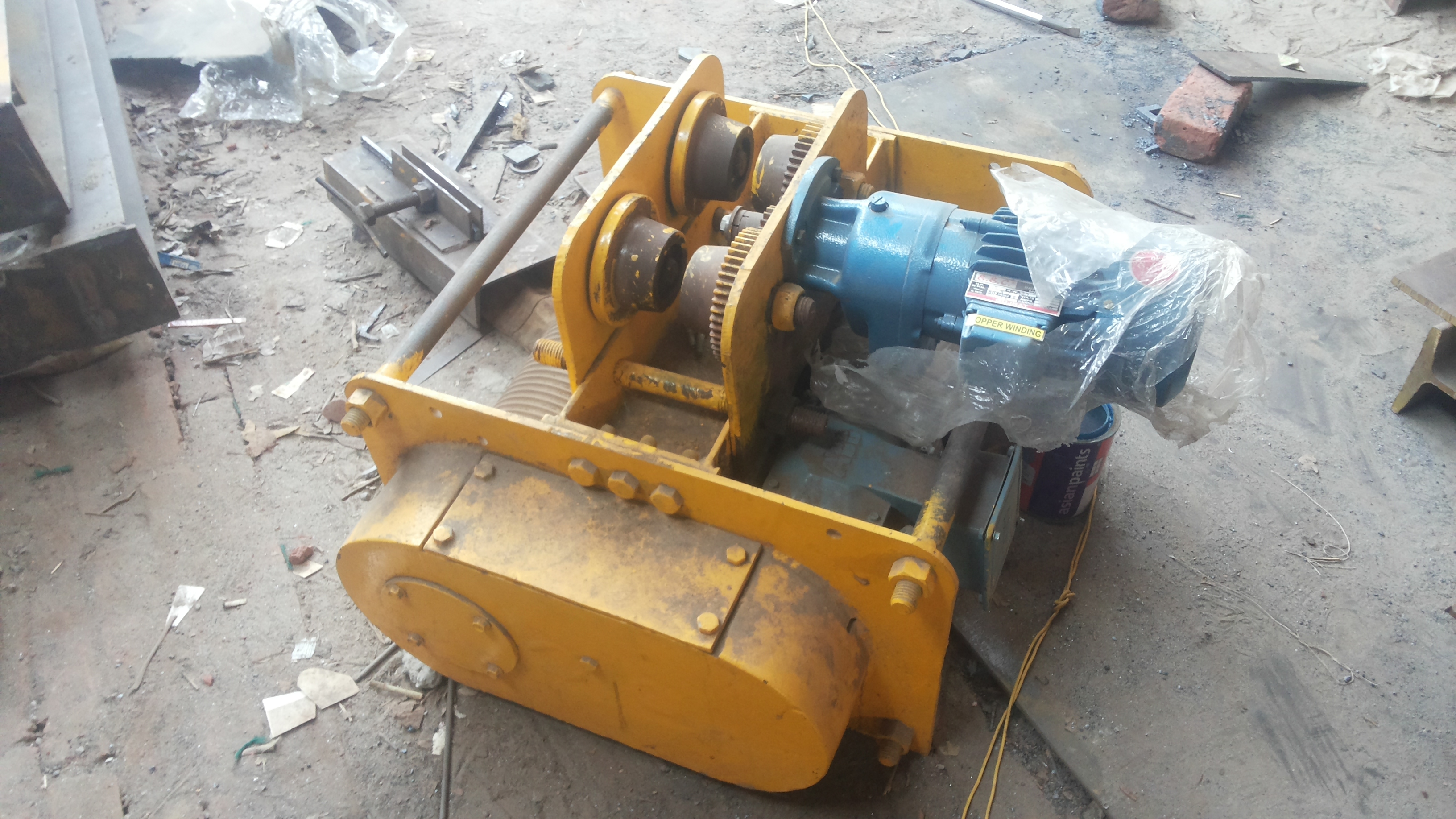 Electric Wire Rope Hoist - 3 Phase, 0.5 Mt - 20 Mt Capacity | High Efficiency, Durable Yellow Sling, Custom Length